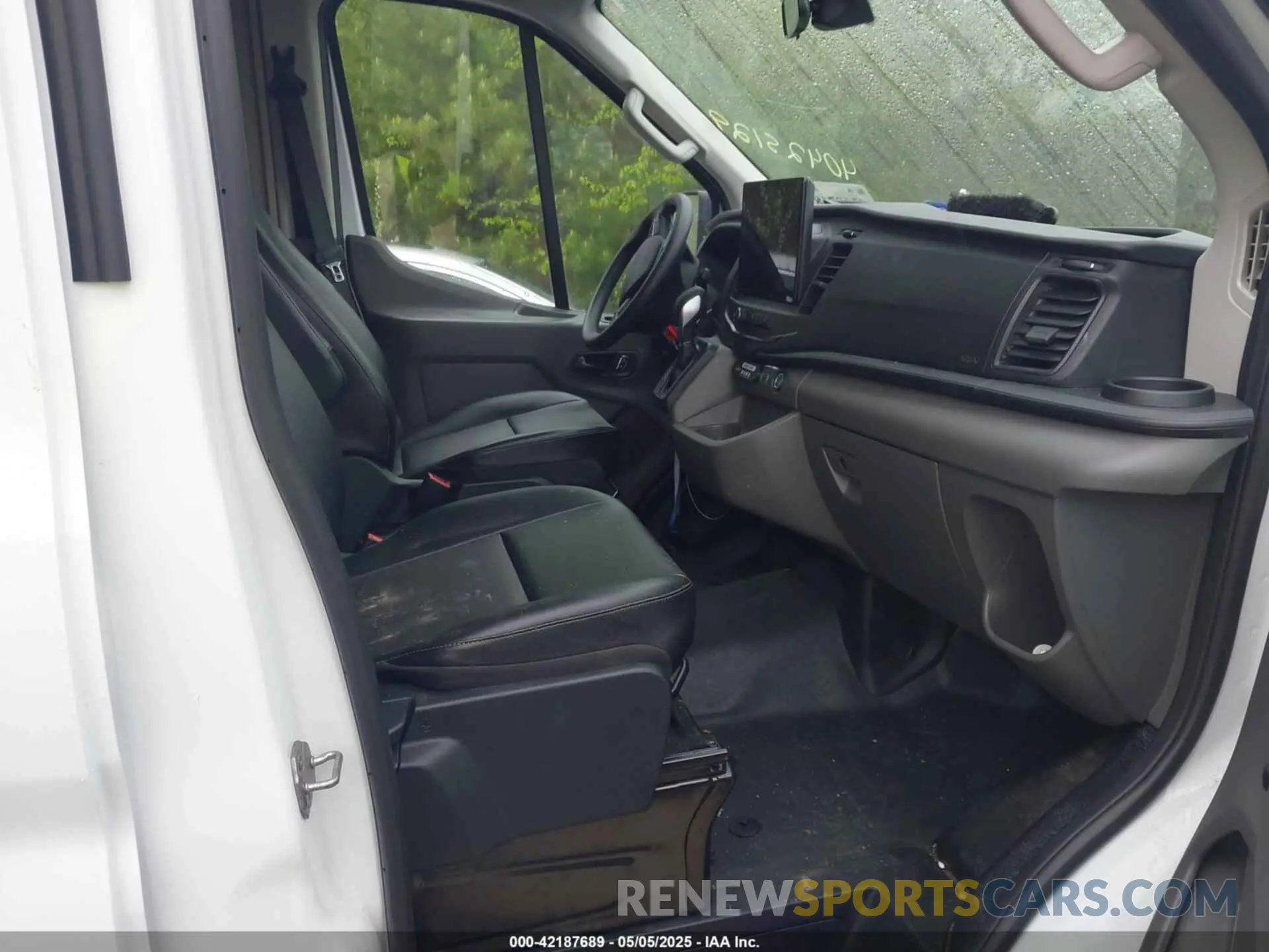 5 Photograph of a damaged car 1FTBR1C81PKA52399 FORD TRANSIT-250 2023