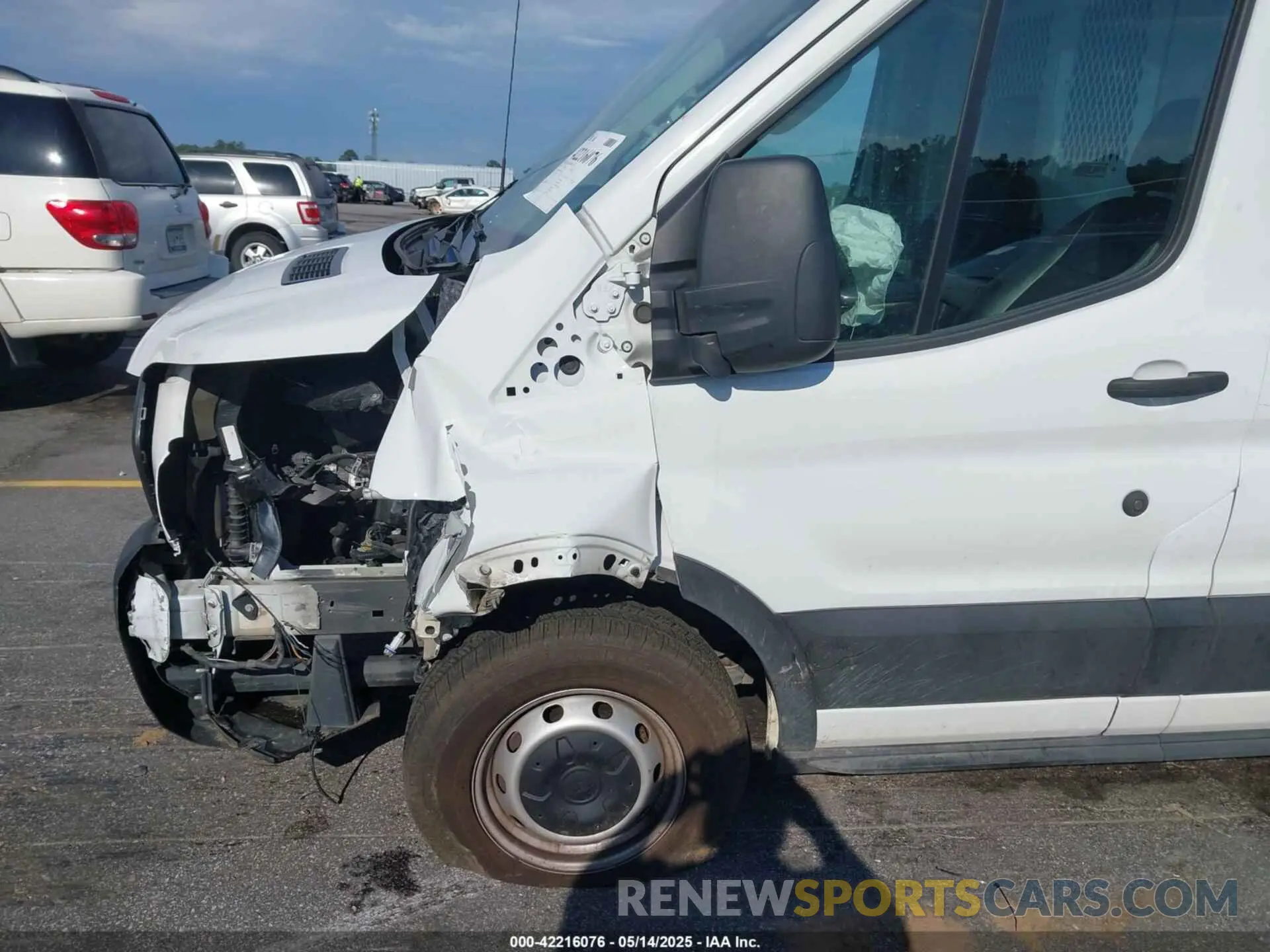 17 Photograph of a damaged car 1FTBR1C85PKB34166 FORD TRANSIT-250 2023