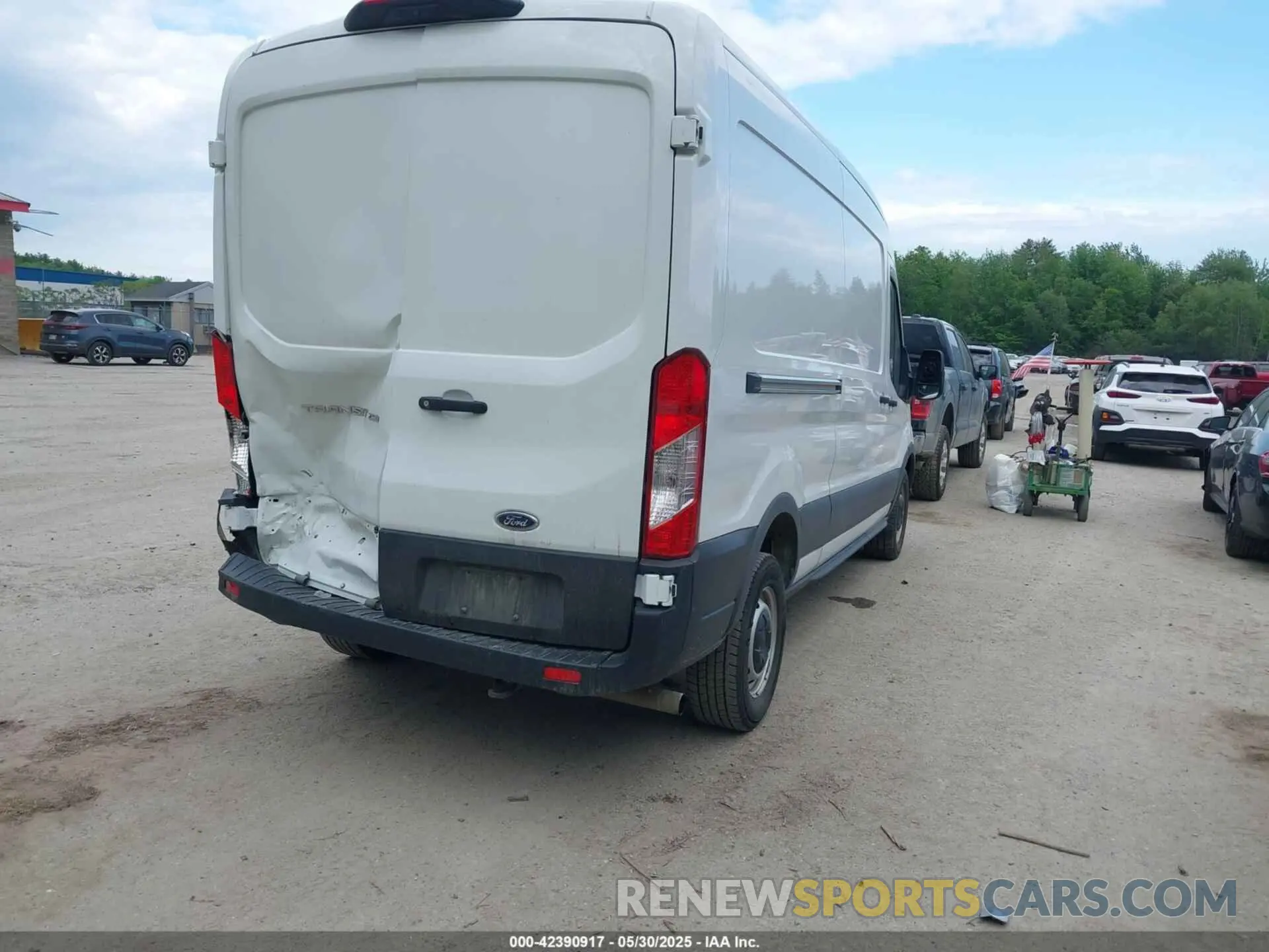 4 Photograph of a damaged car 1FTBR1C87PKB46044 FORD TRANSIT-250 2023