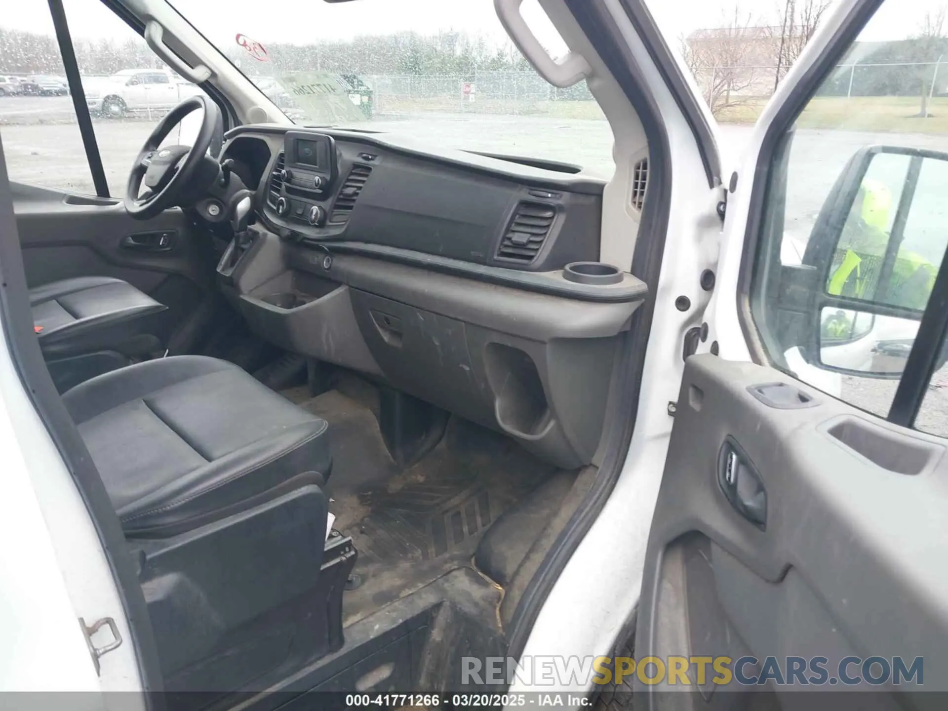 5 Photograph of a damaged car 1FTBR1X80PKA70130 FORD TRANSIT-250 2023