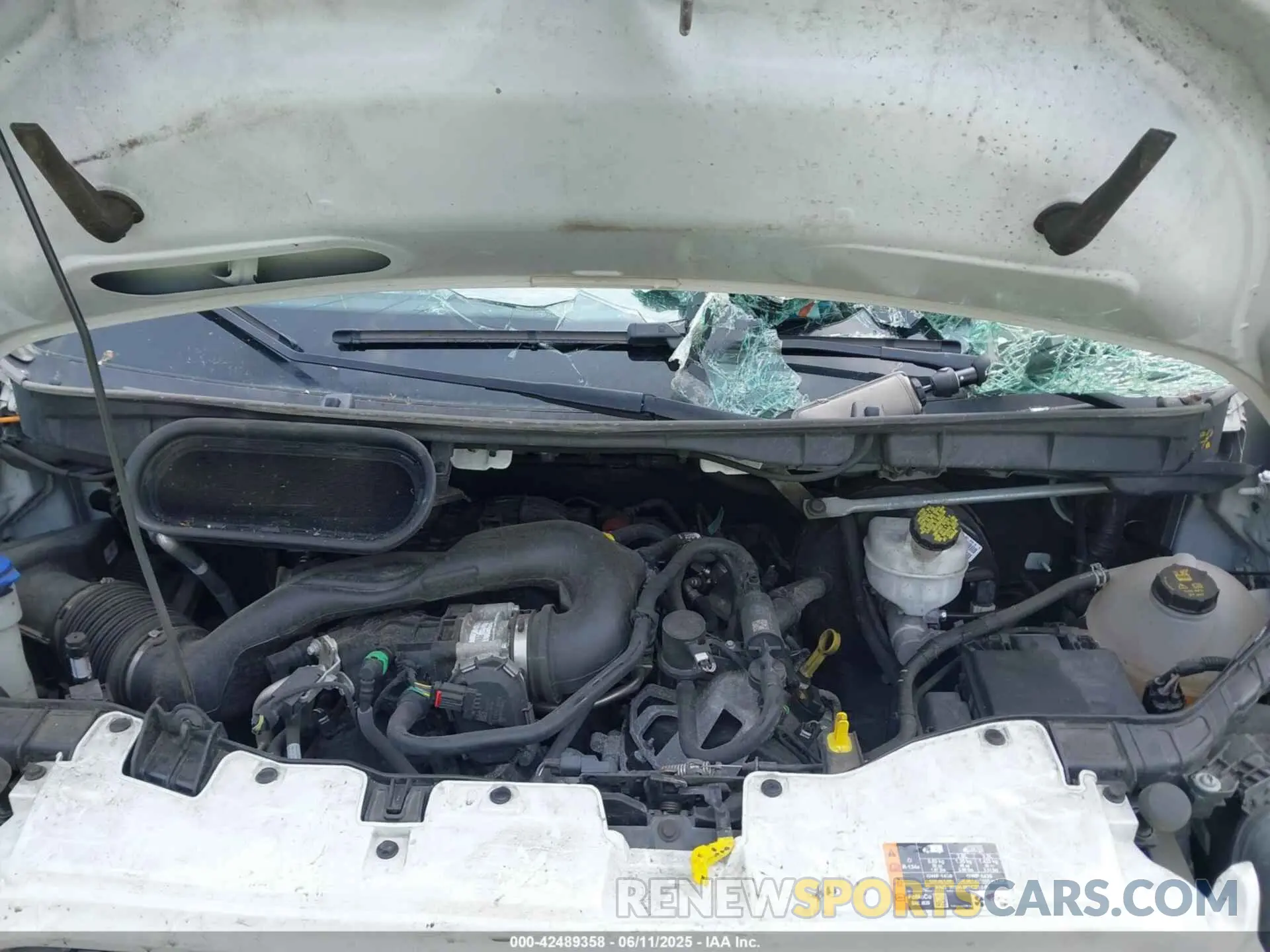 10 Photograph of a damaged car 1FTBR1X81PKB01837 FORD TRANSIT-250 2023