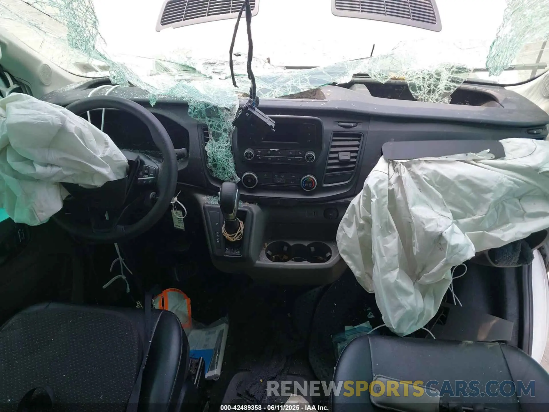 5 Photograph of a damaged car 1FTBR1X81PKB01837 FORD TRANSIT-250 2023