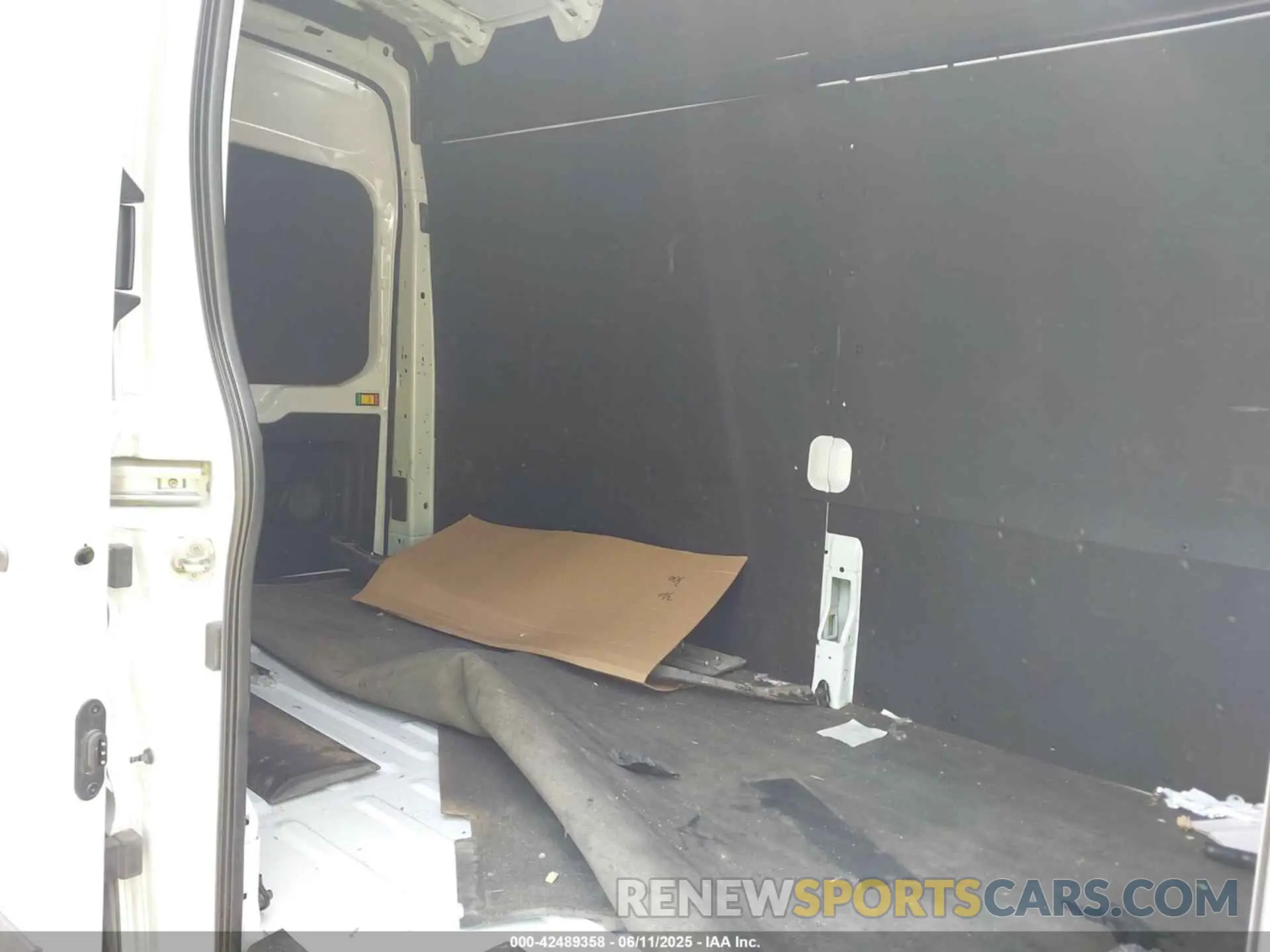 8 Photograph of a damaged car 1FTBR1X81PKB01837 FORD TRANSIT-250 2023