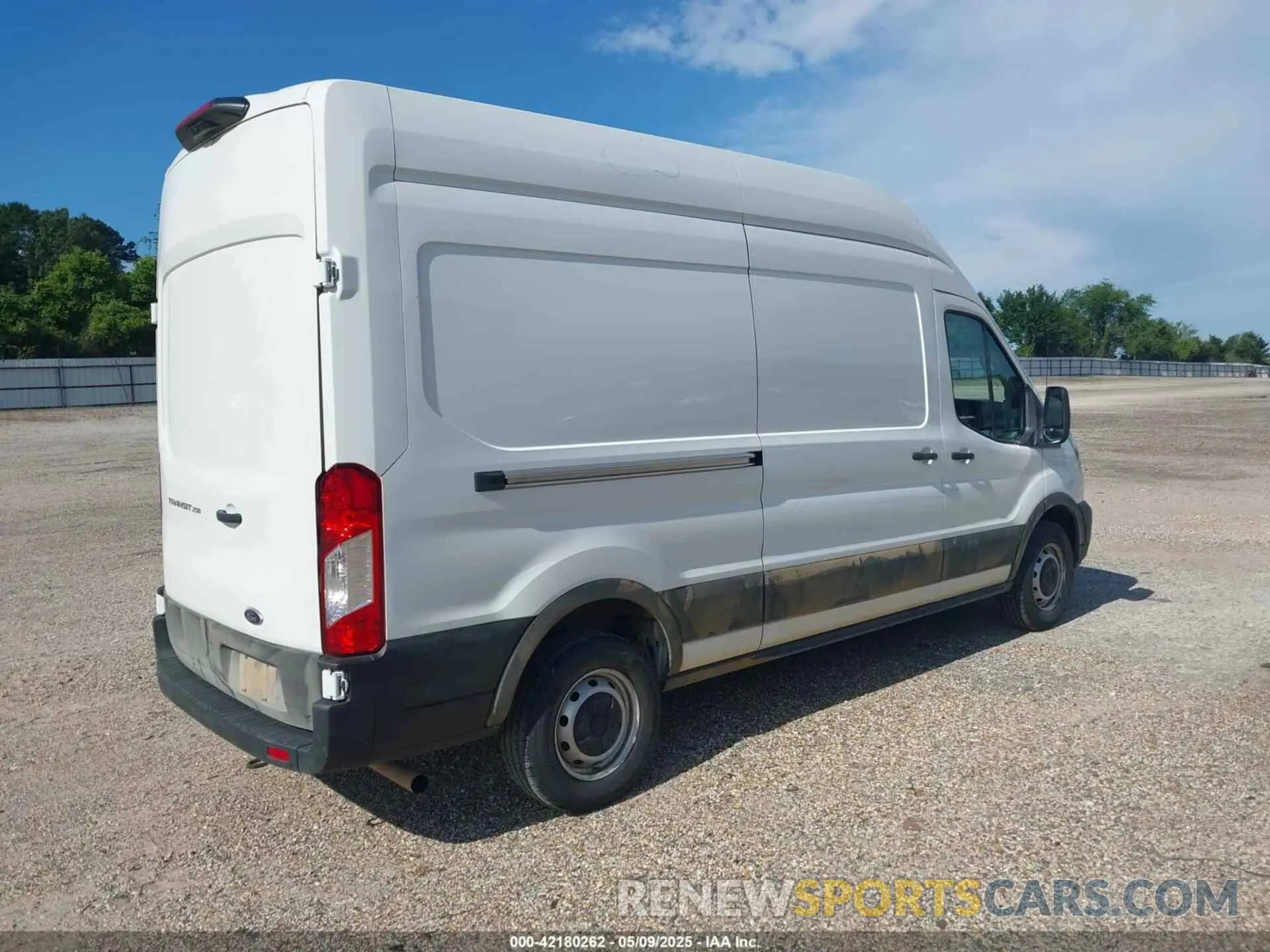 4 Photograph of a damaged car 1FTBR1X81PKB46146 FORD TRANSIT-250 2023
