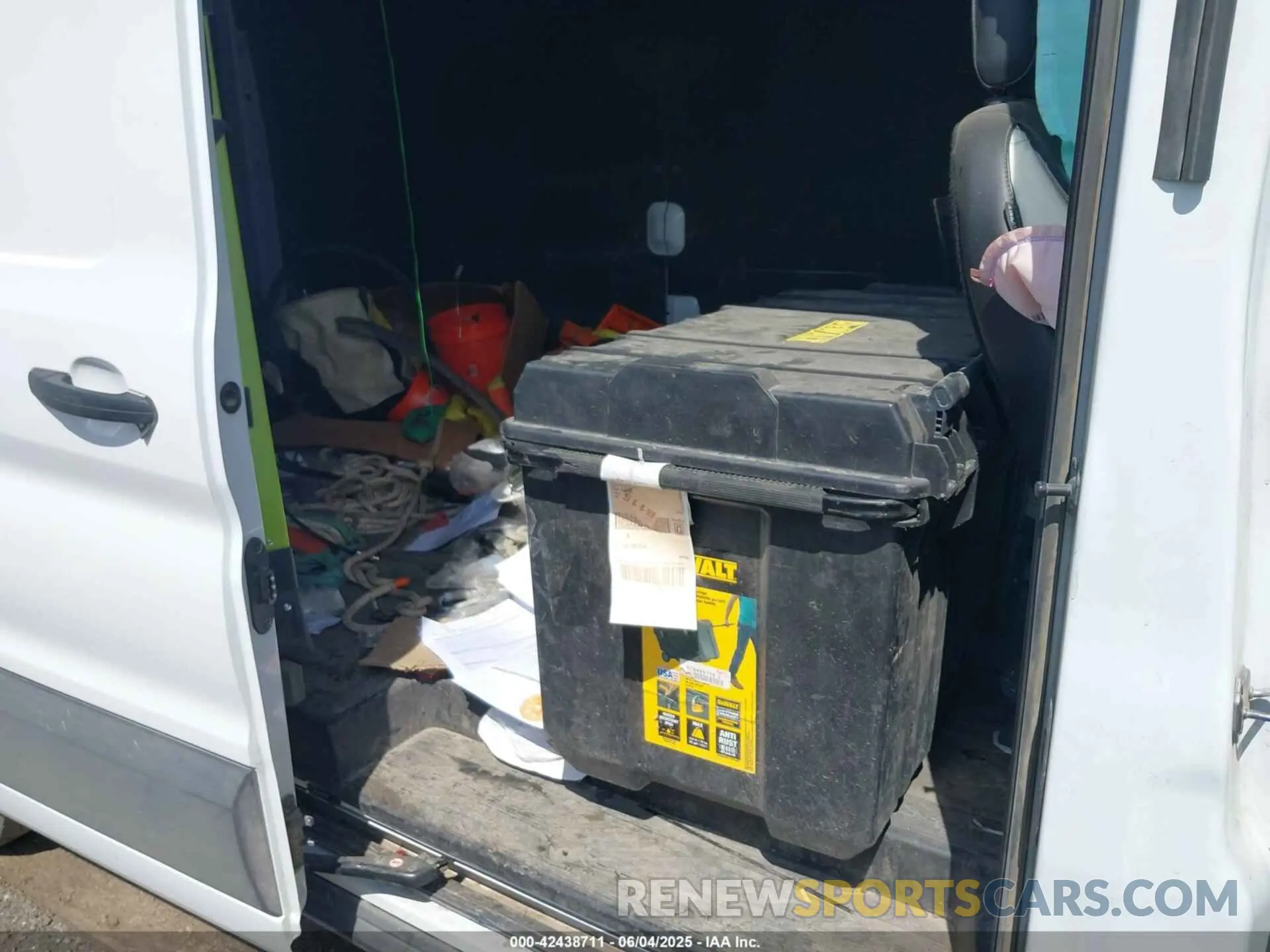 8 Photograph of a damaged car 1FTBR1X82PKB00776 FORD TRANSIT-250 2023