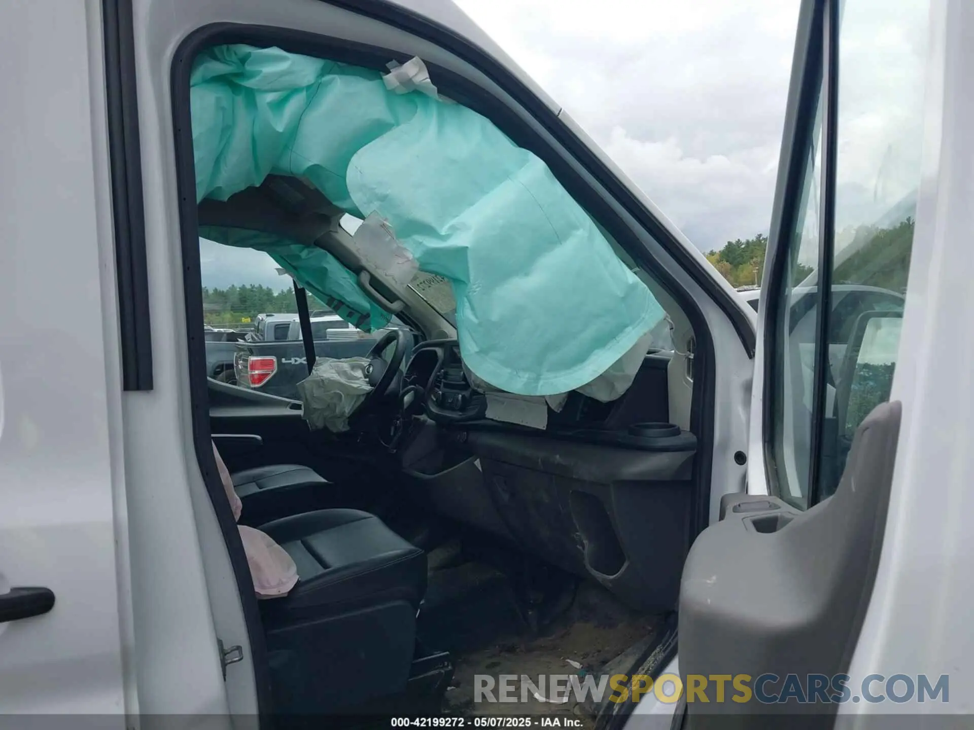 5 Photograph of a damaged car 1FTBR1X85PKA30884 FORD TRANSIT-250 2023