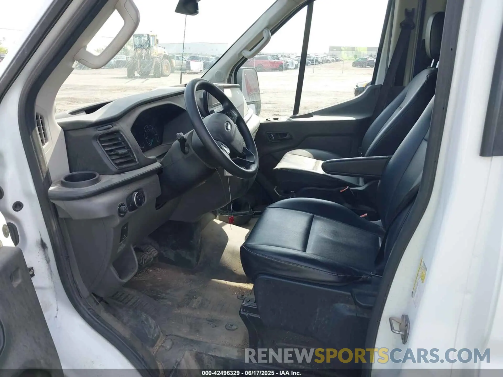 5 Photograph of a damaged car 1FTBR1X88PKB01513 FORD TRANSIT-250 2023