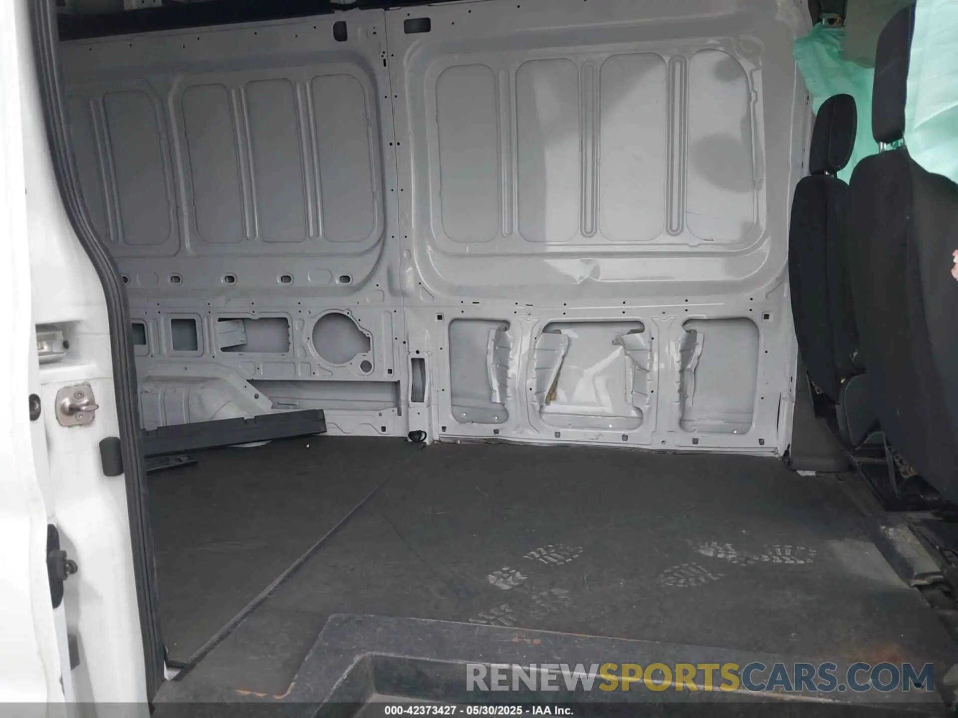8 Photograph of a damaged car 1FTBR1X89PKB17669 FORD TRANSIT-250 2023