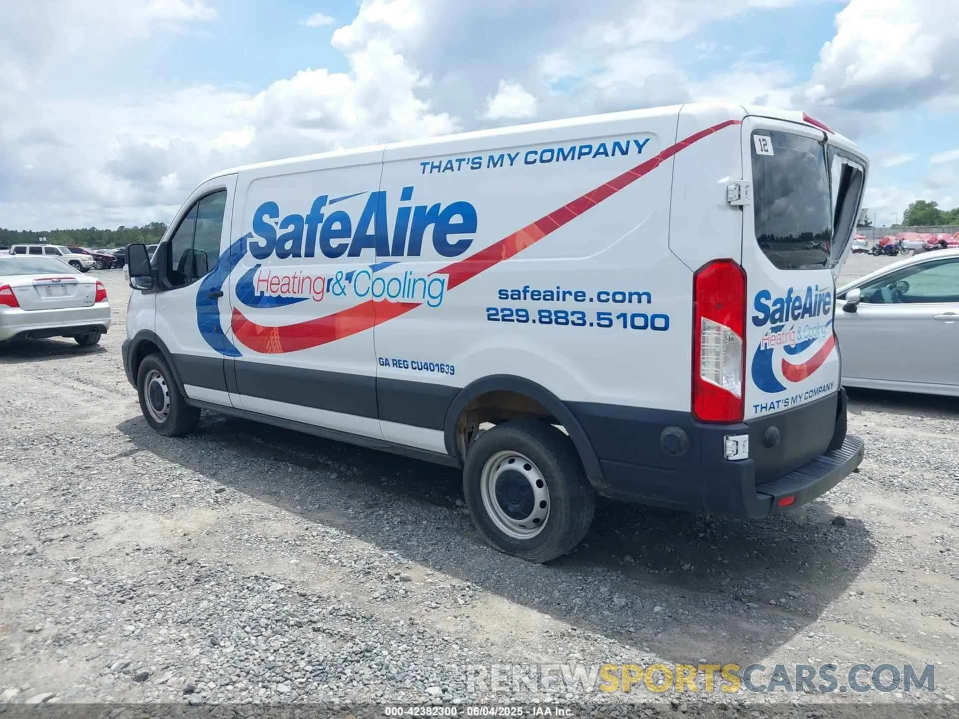 3 Photograph of a damaged car 1FTBR1Y88PKA76644 FORD TRANSIT-250 2023