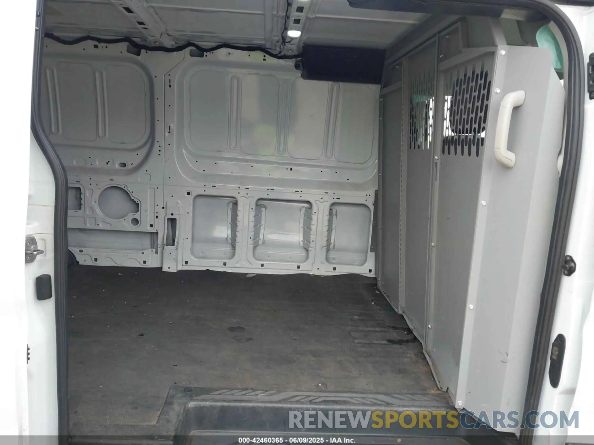 8 Photograph of a damaged car 1FTBR1Y88PKC02467 FORD TRANSIT-250 2023