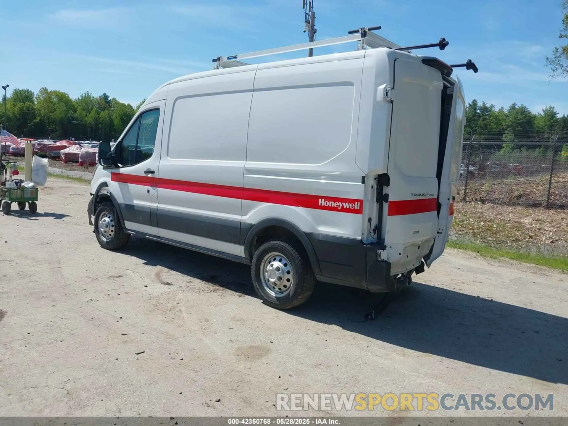 3 Photograph of a damaged car 1FTBR2C86PKB21013 FORD TRANSIT-250 2023