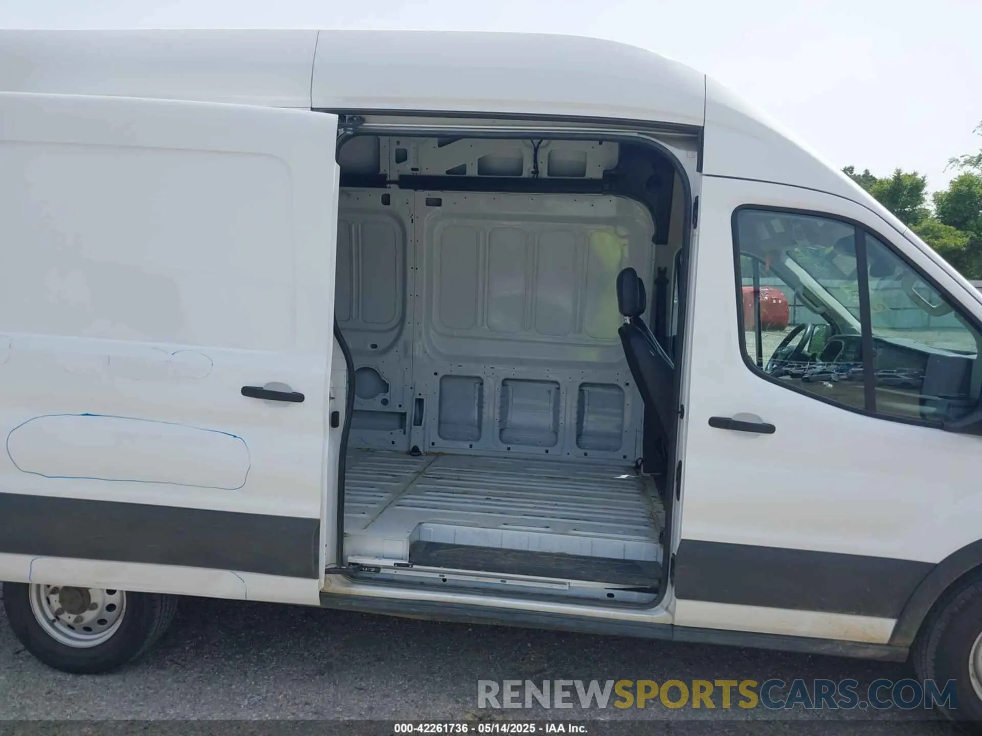 19 Photograph of a damaged car 1FTBR2X81PKB01651 FORD TRANSIT-250 2023