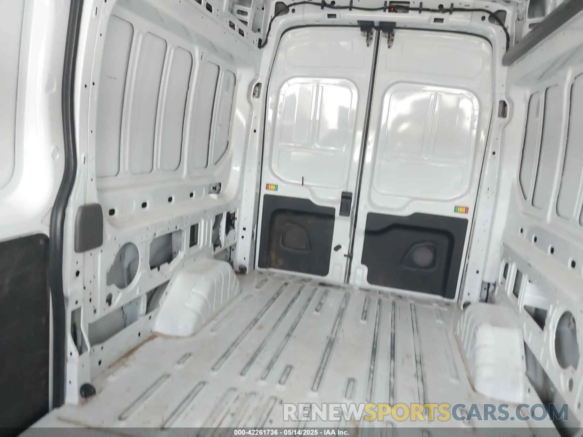 8 Photograph of a damaged car 1FTBR2X81PKB01651 FORD TRANSIT-250 2023