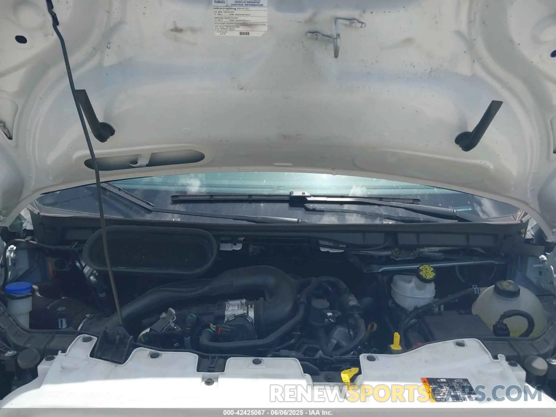 10 Photograph of a damaged car 1FTBR1C86RKB18111 FORD TRANSIT-250 2024