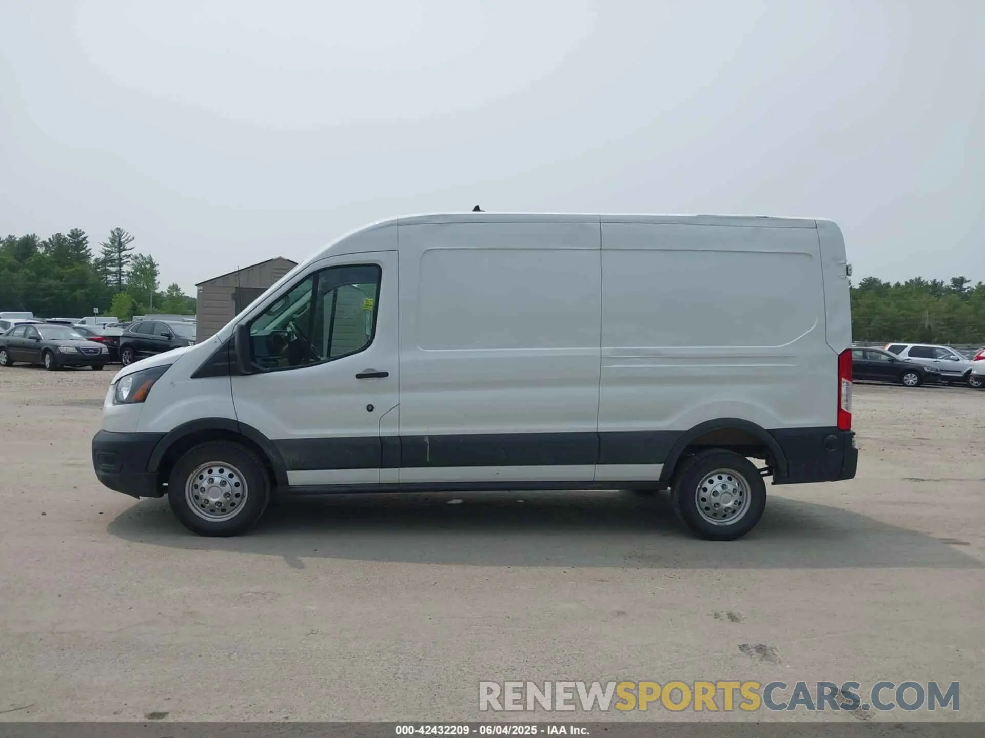 14 Photograph of a damaged car 1FTBR2C82RKA72122 FORD TRANSIT-250 2024