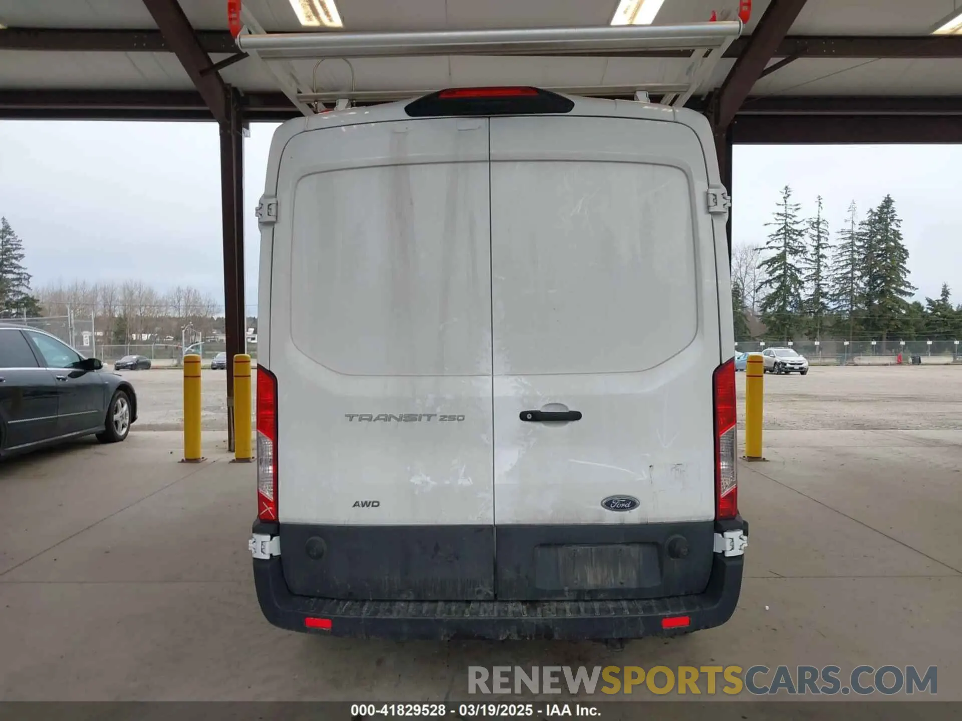 16 Photograph of a damaged car 1FTBR2C82RKA94637 FORD TRANSIT-250 2024