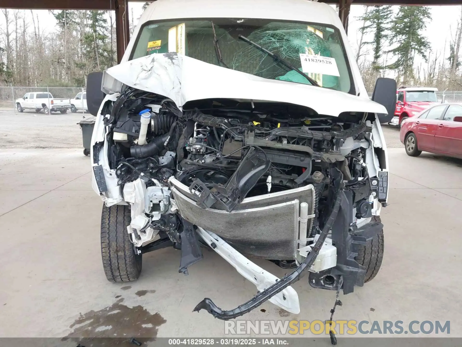 6 Photograph of a damaged car 1FTBR2C82RKA94637 FORD TRANSIT-250 2024