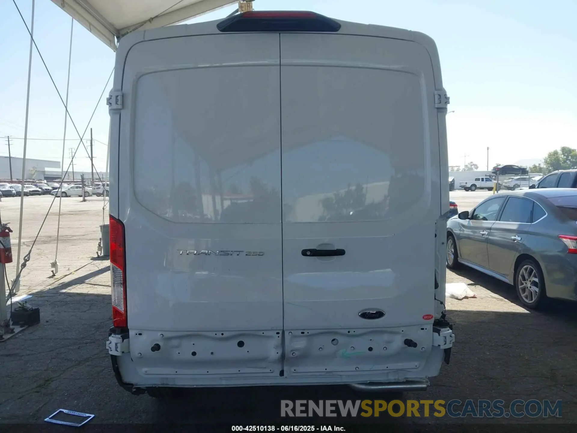 17 Photograph of a damaged car 1FTBR1C89SKA16128 FORD TRANSIT-250 2025