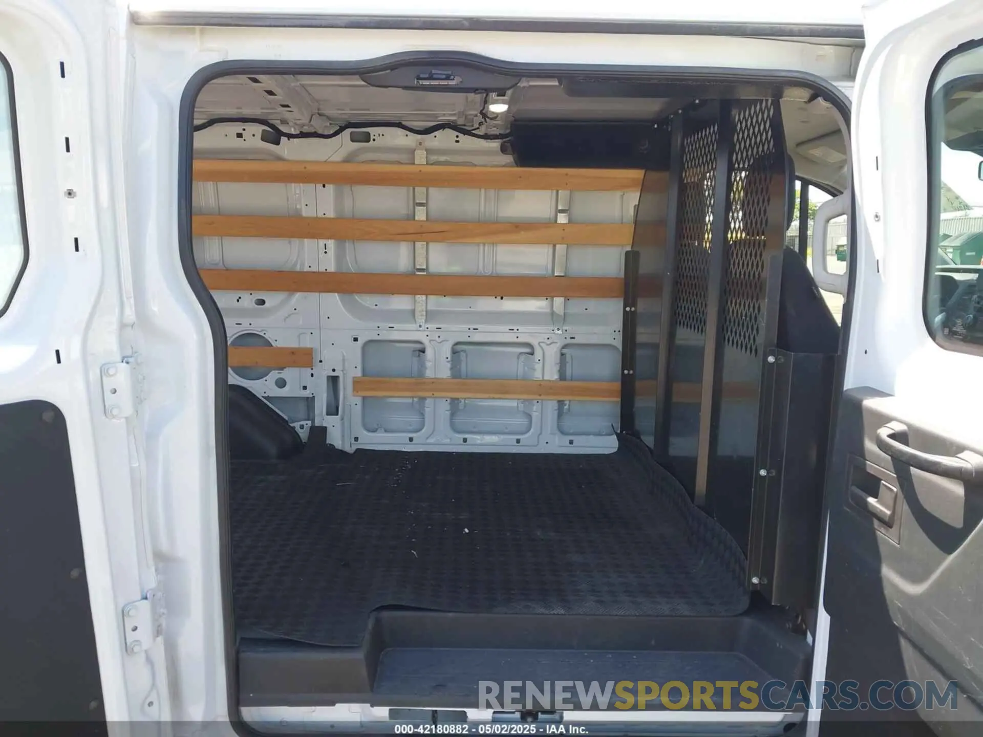 8 Photograph of a damaged car 1FTBR2Y84PKA44893 FORD TRANSIT-250 CARGO 2023