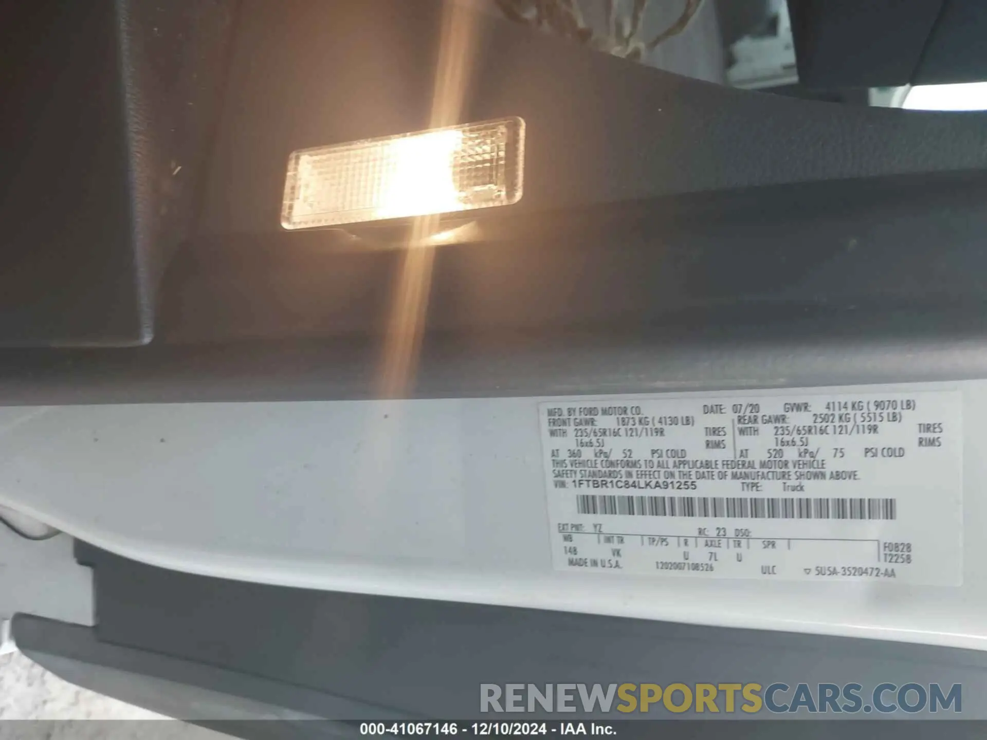 9 Photograph of a damaged car 1FTBR1C84LKA91255 FORD TRANSIT-250 CARGO VAN 2020