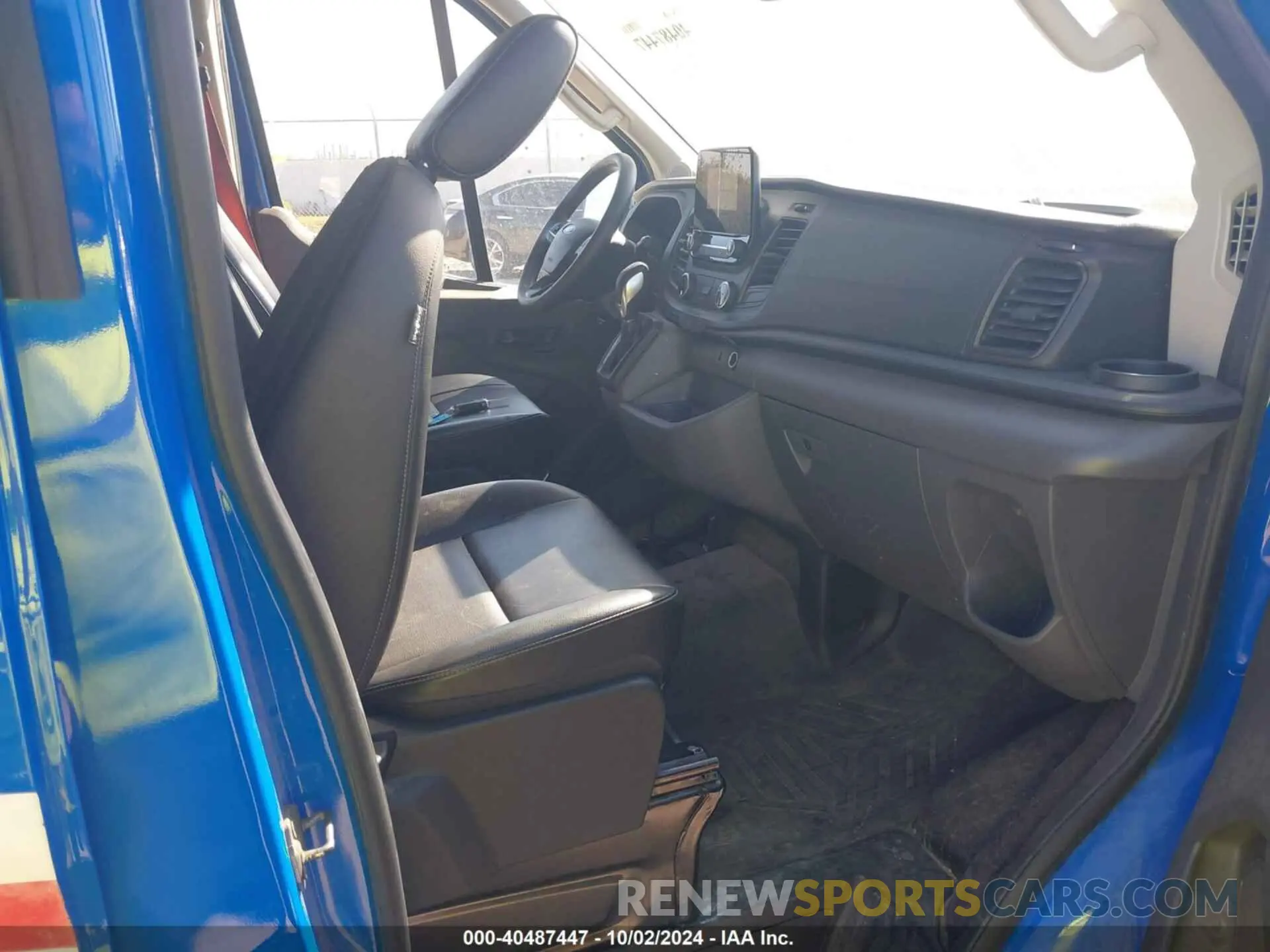 5 Photograph of a damaged car 1FTBR1C8XLKA88909 FORD TRANSIT-250 CARGO VAN 2020