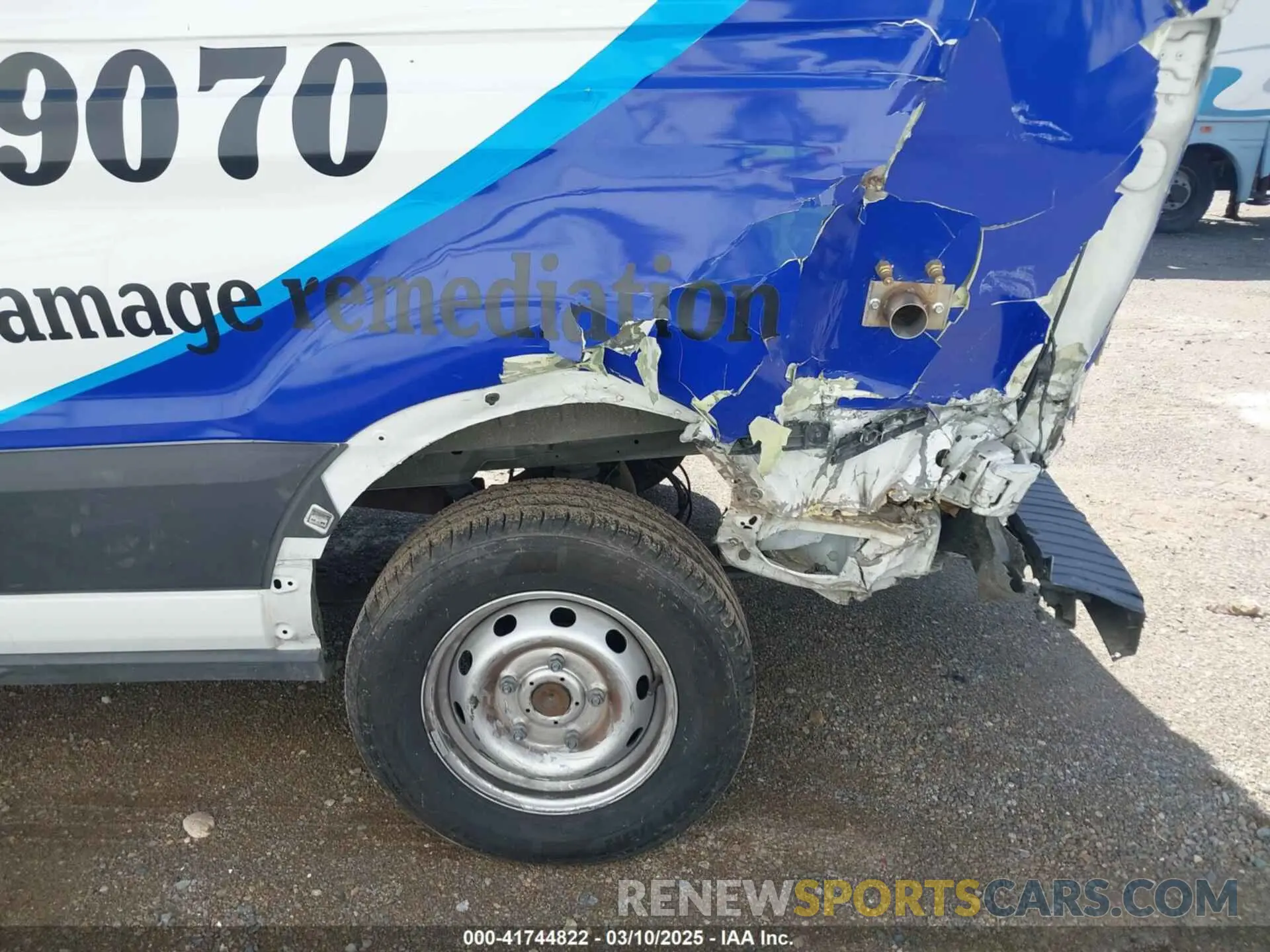 11 Photograph of a damaged car 1FTBR1C8XLKB64242 FORD TRANSIT-250 CARGO VAN 2020