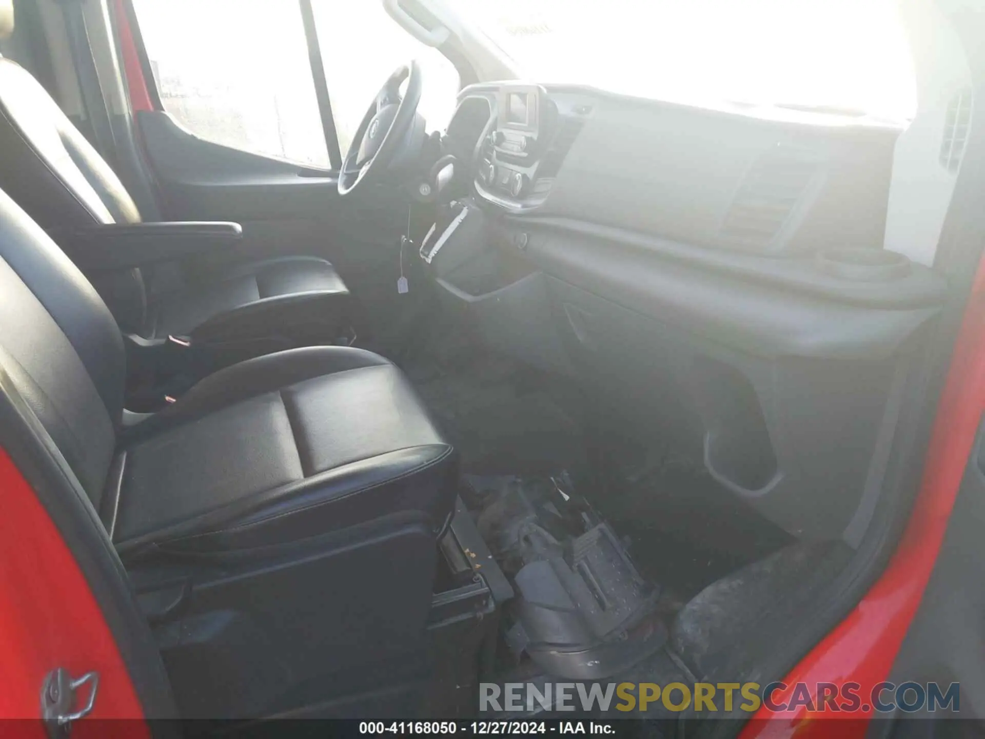 5 Photograph of a damaged car 1FTBR1Y83LKB49056 FORD TRANSIT-250 CARGO VAN 2020