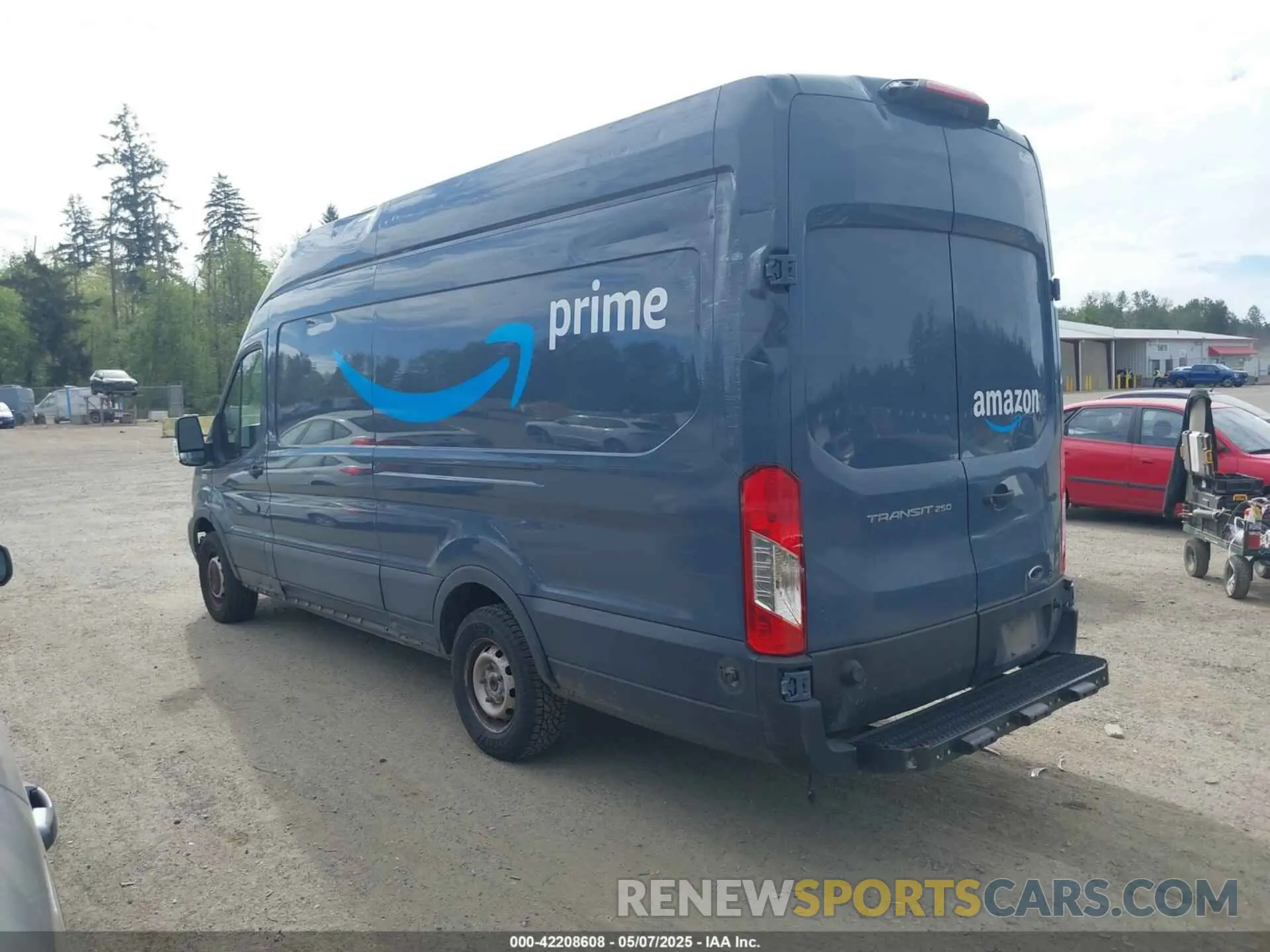 3 Photograph of a damaged car 1FTBR3X85LKA28378 FORD TRANSIT-250 CARGO VAN 2020