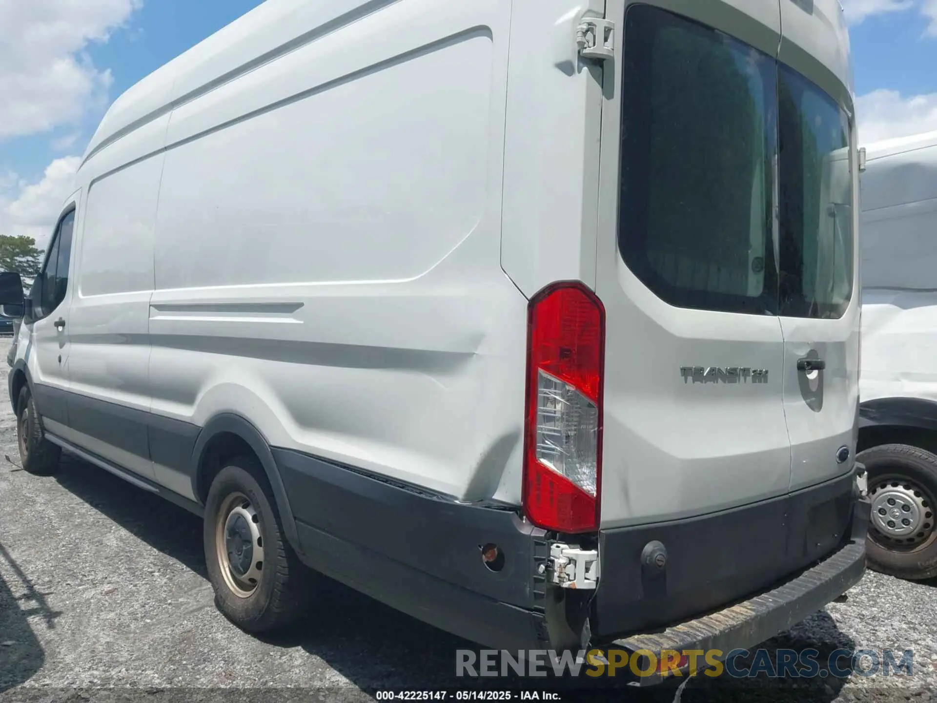 3 Photograph of a damaged car 1FTBR3X87LKB49722 FORD TRANSIT-250 CARGO VAN 2020