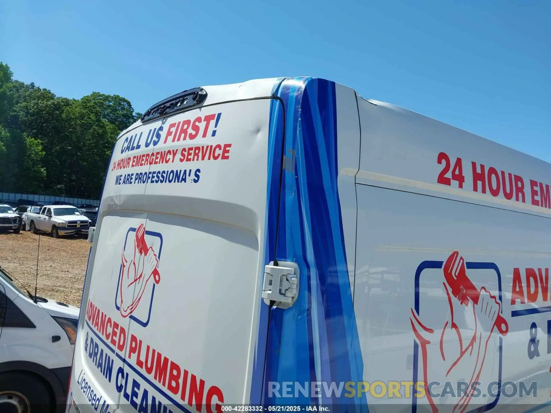 6 Photograph of a damaged car 1FTBR3XG5LKA80648 FORD TRANSIT-250 CARGO VAN 2020