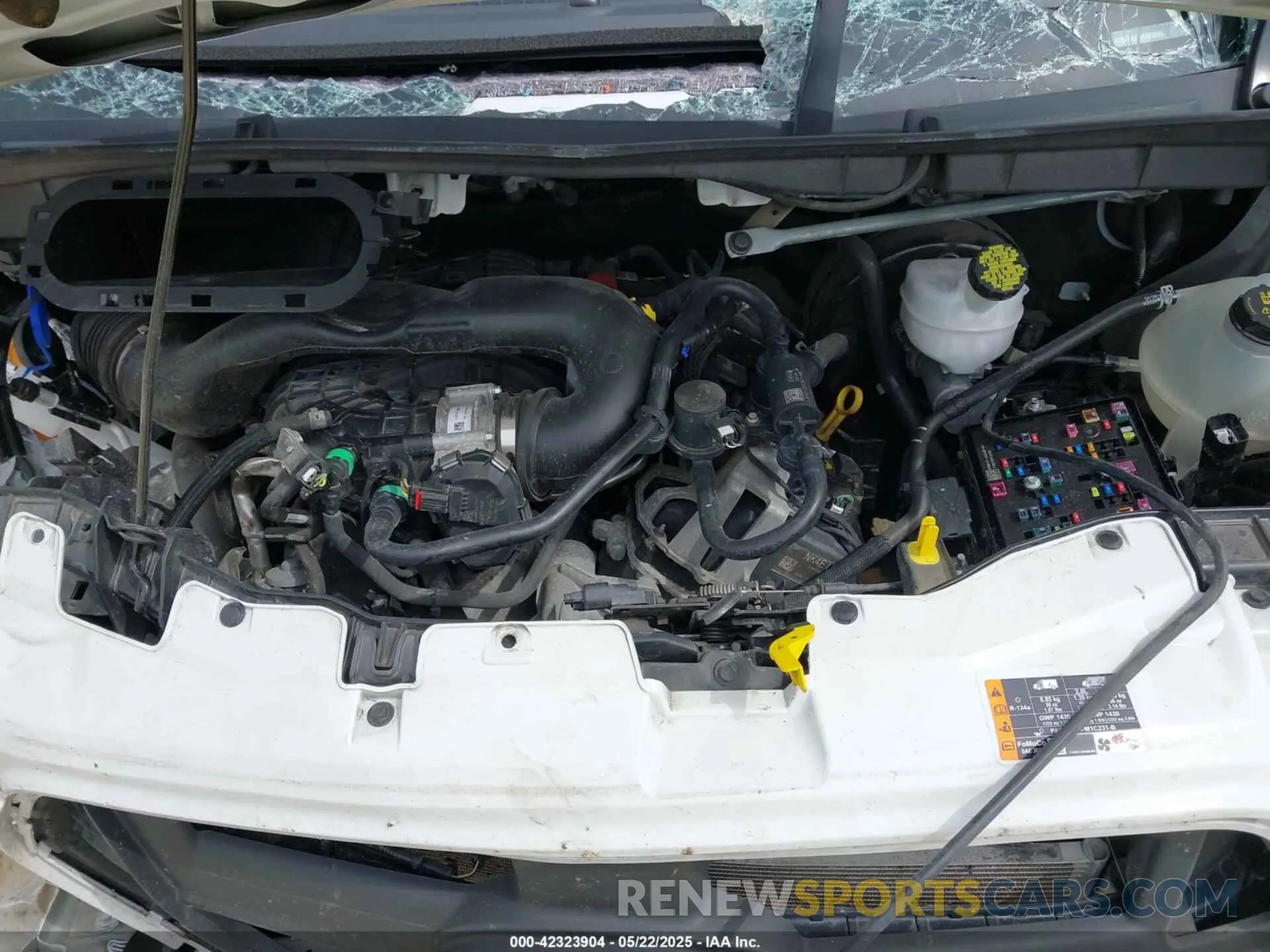 10 Photograph of a damaged car 1FTBR3X81NKA63860 FORD TRANSIT-250 CARGO VAN 2022