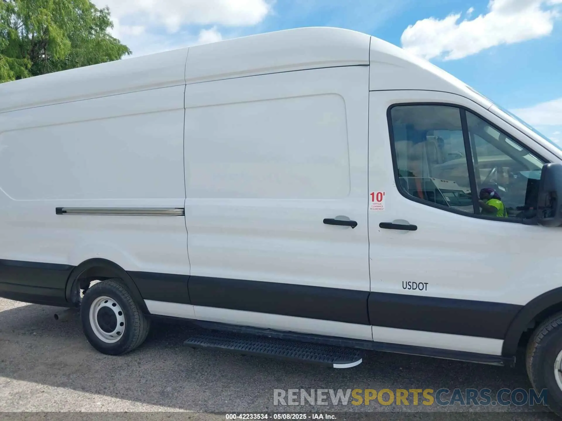 13 Photograph of a damaged car 1FTBR3X89NKA23915 FORD TRANSIT-250 CARGO VAN 2022