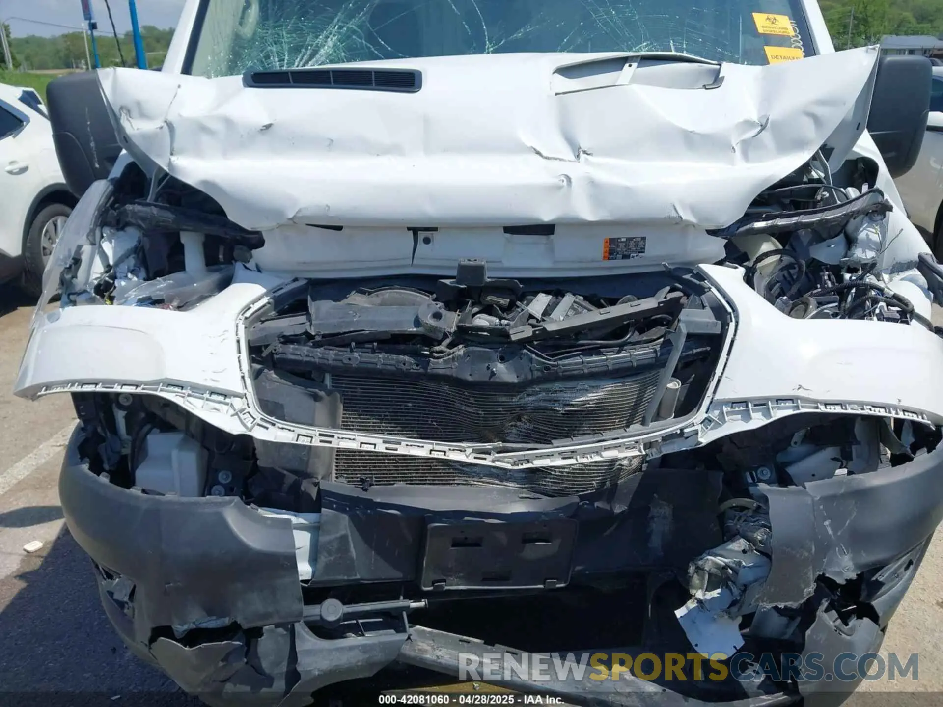 10 Photograph of a damaged car 1FTBR3X8XNKA31327 FORD TRANSIT-250 CARGO VAN 2022