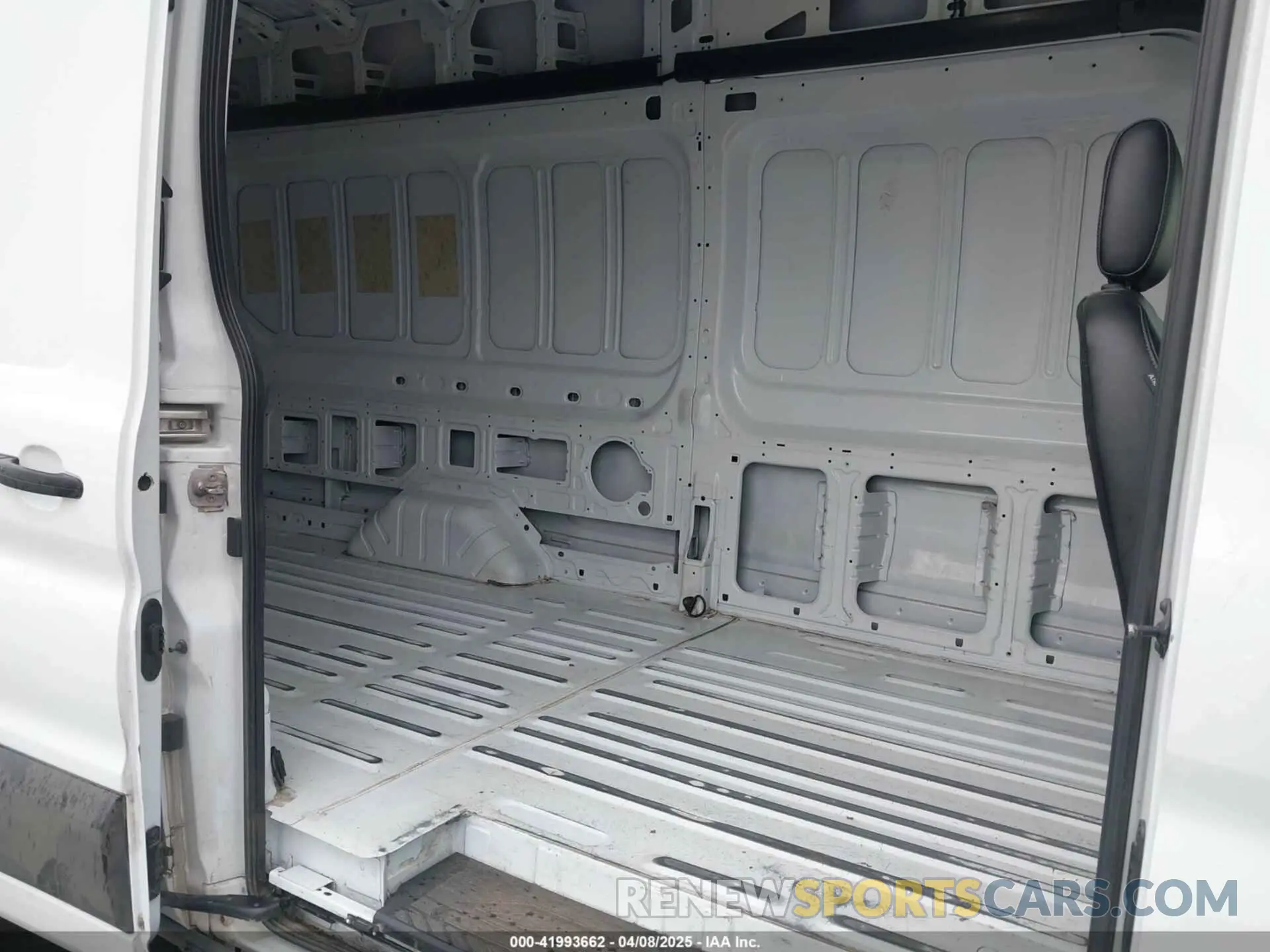 8 Photograph of a damaged car 1FTBR3U89PKA09391 FORD TRANSIT-250 CARGO VAN 2023