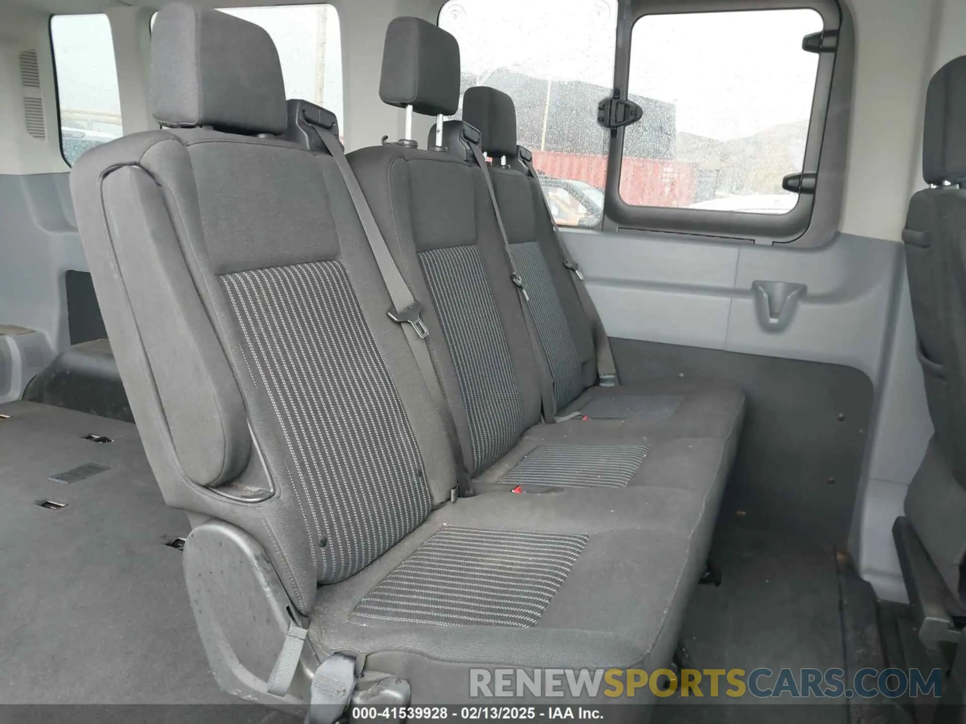 8 Photograph of a damaged car 1FBAX2CG9KKA46619 FORD TRANSIT-350 2019
