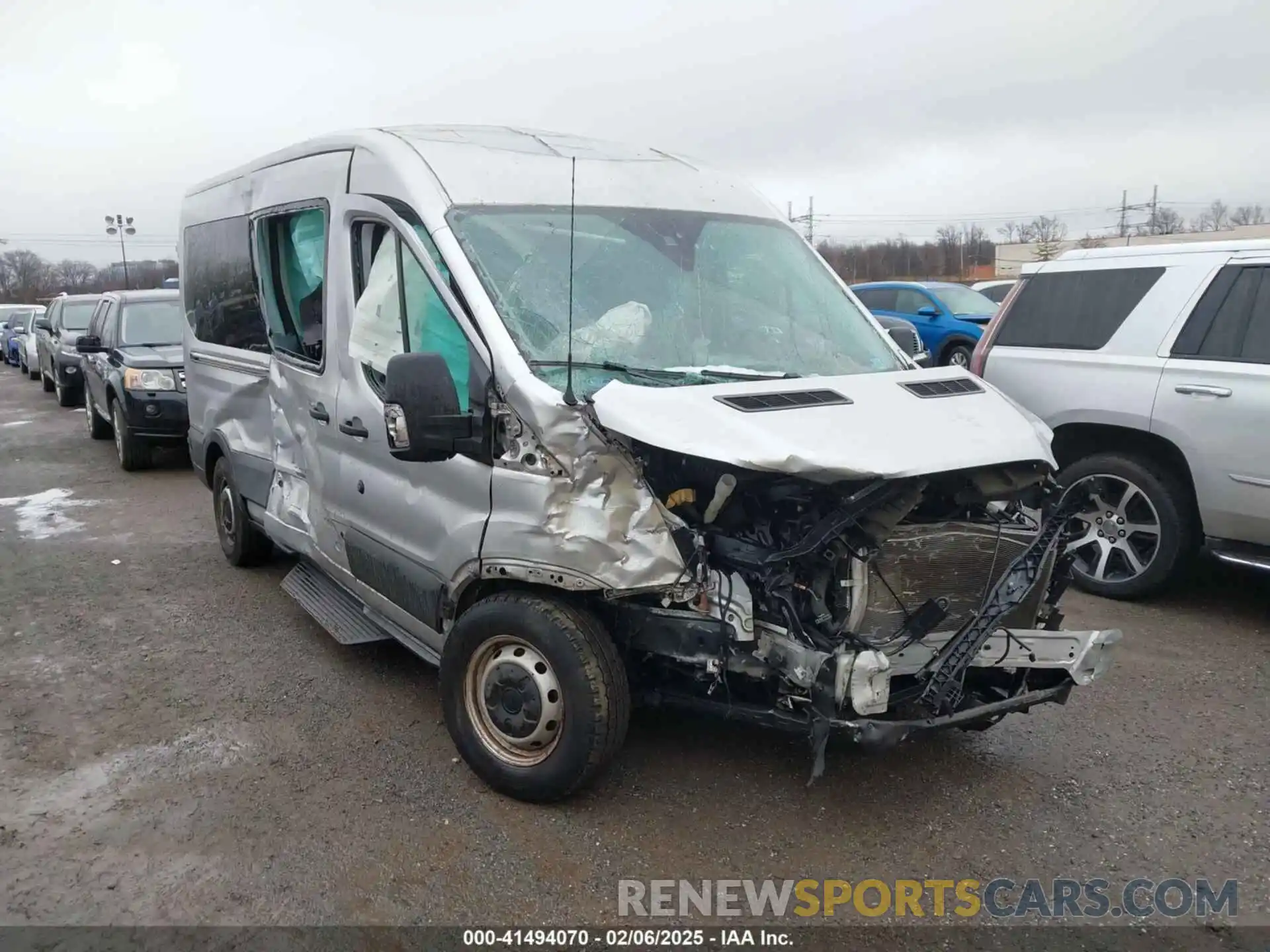 1 Photograph of a damaged car 1FBAX2CM0KKA73861 FORD TRANSIT-350 2019