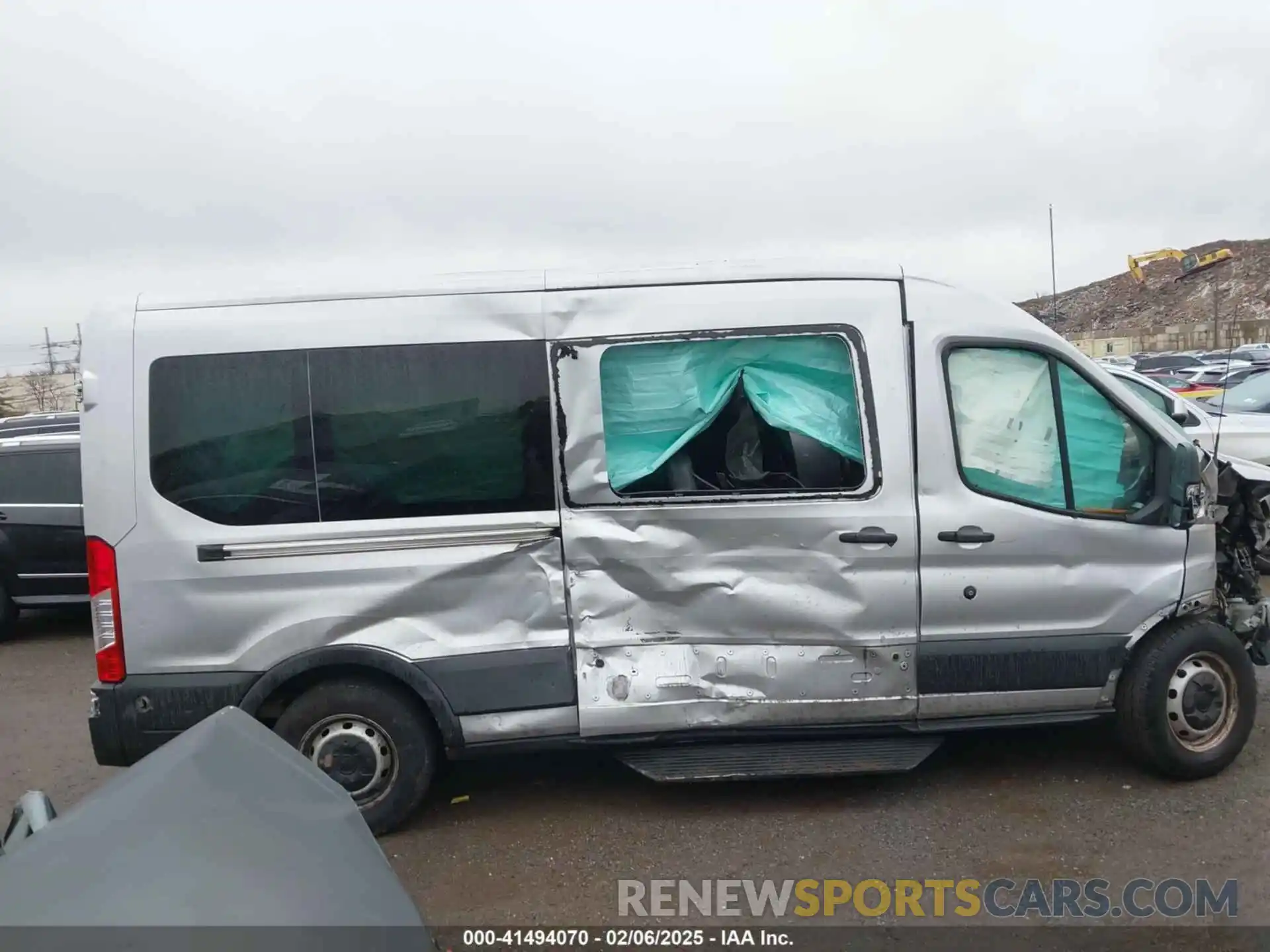 13 Photograph of a damaged car 1FBAX2CM0KKA73861 FORD TRANSIT-350 2019