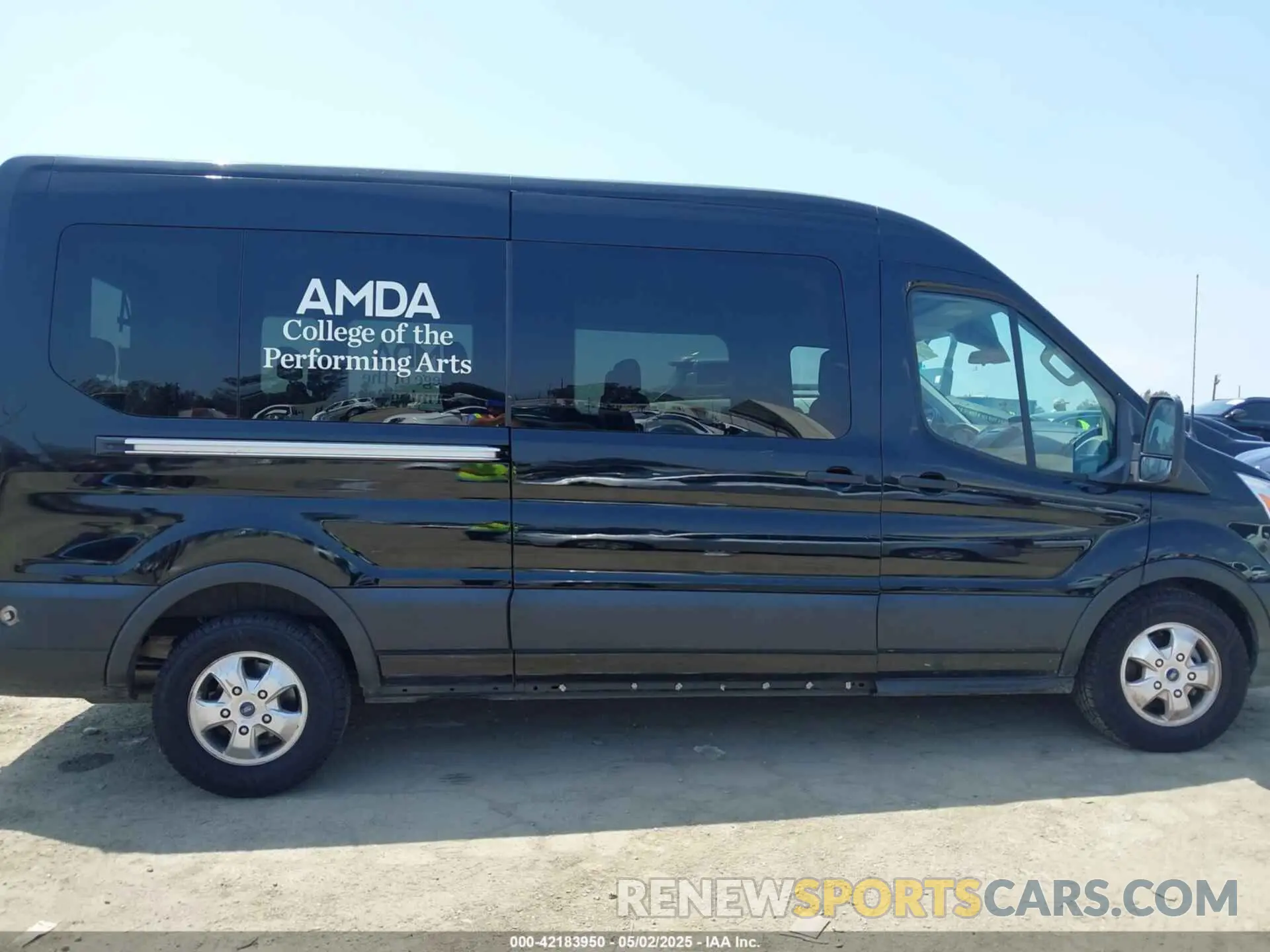 13 Photograph of a damaged car 1FBAX2CM2KKB46082 FORD TRANSIT-350 2019