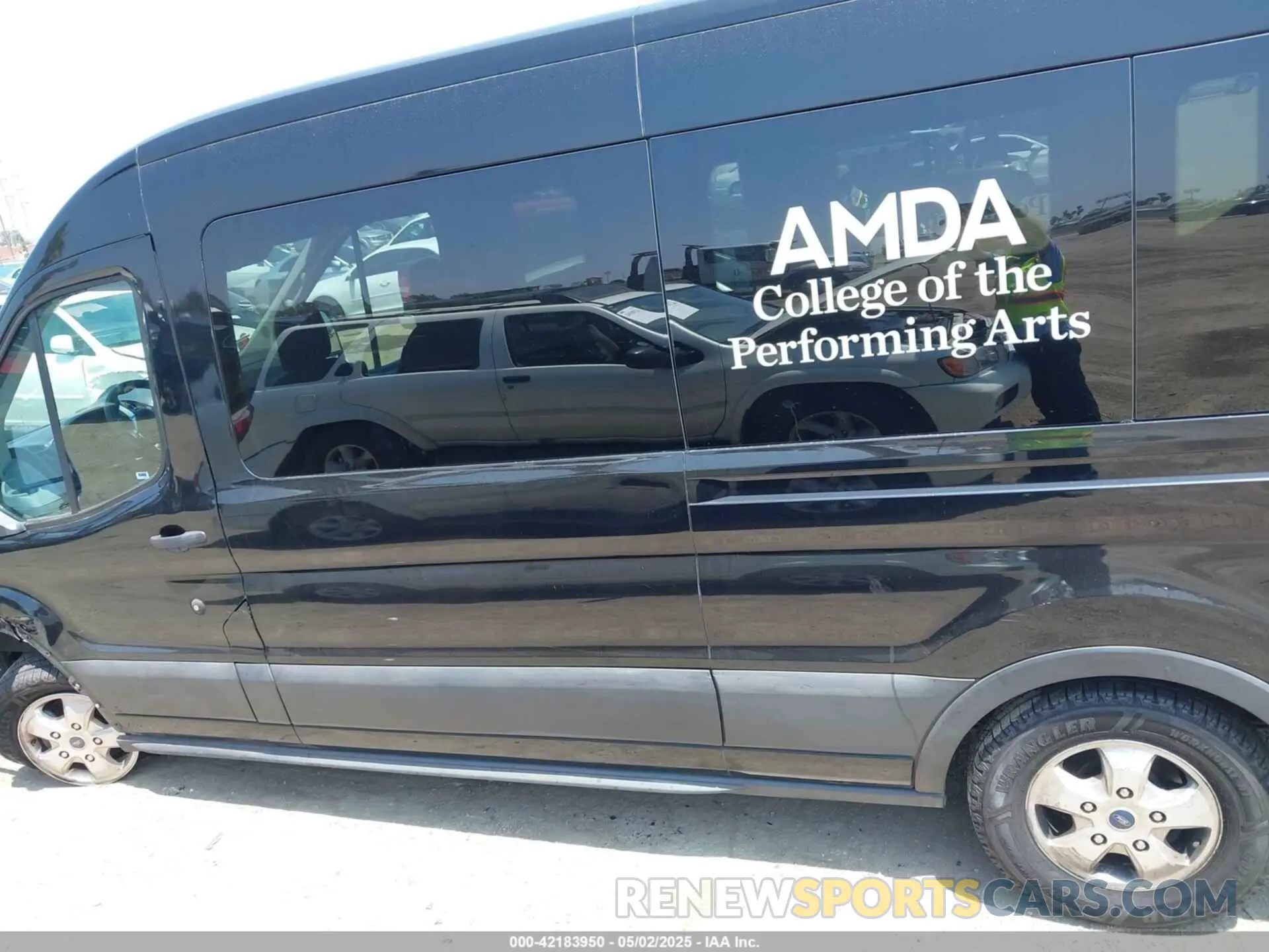 14 Photograph of a damaged car 1FBAX2CM2KKB46082 FORD TRANSIT-350 2019