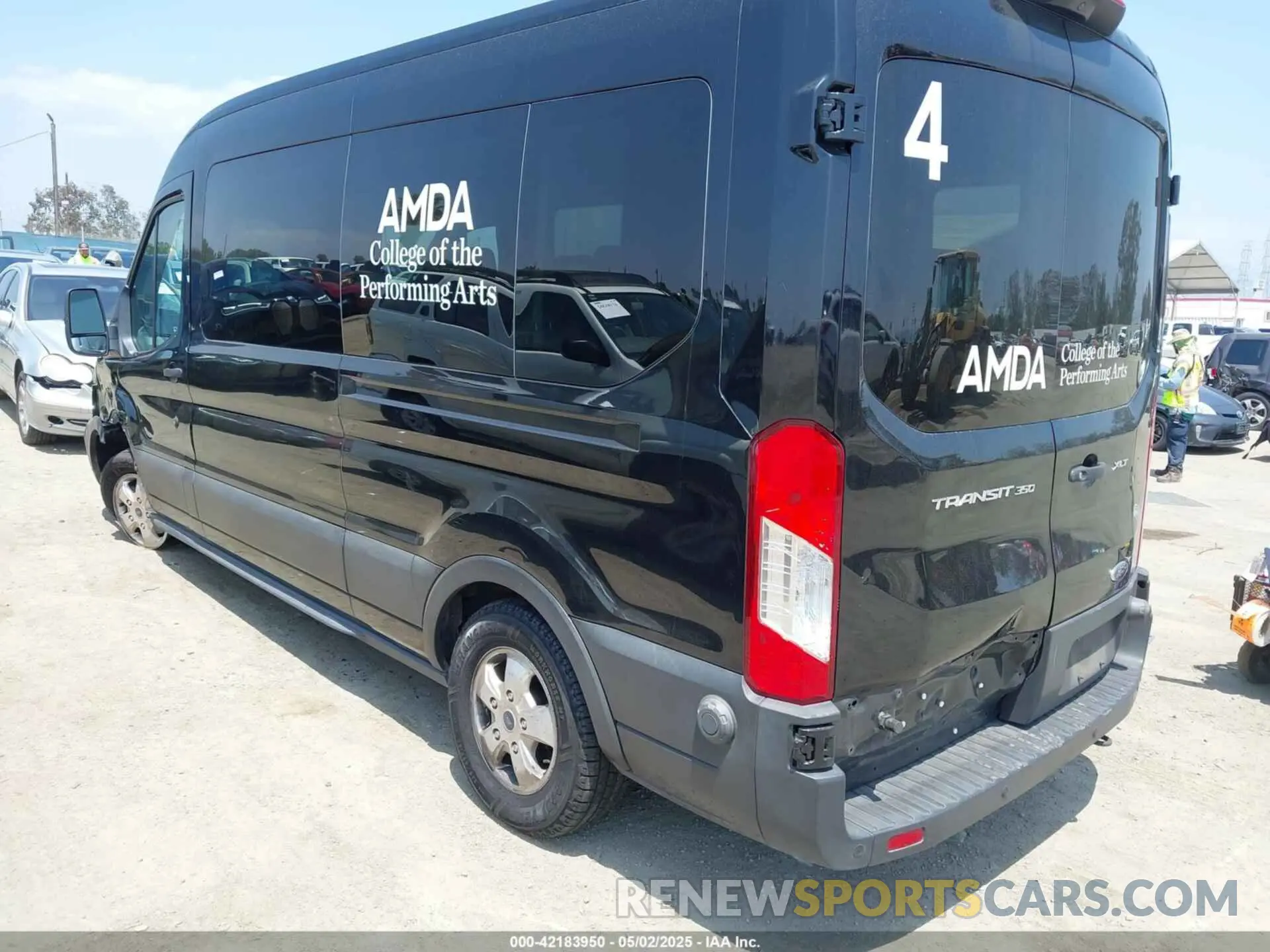 3 Photograph of a damaged car 1FBAX2CM2KKB46082 FORD TRANSIT-350 2019