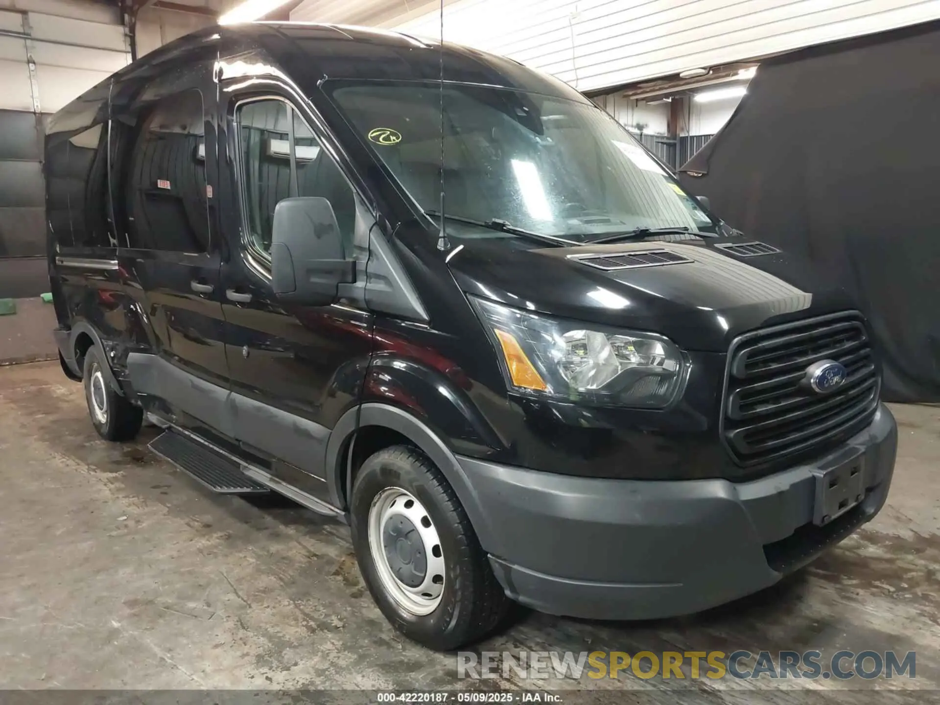 1 Photograph of a damaged car 1FBAX2CM7KKA64803 FORD TRANSIT-350 2019