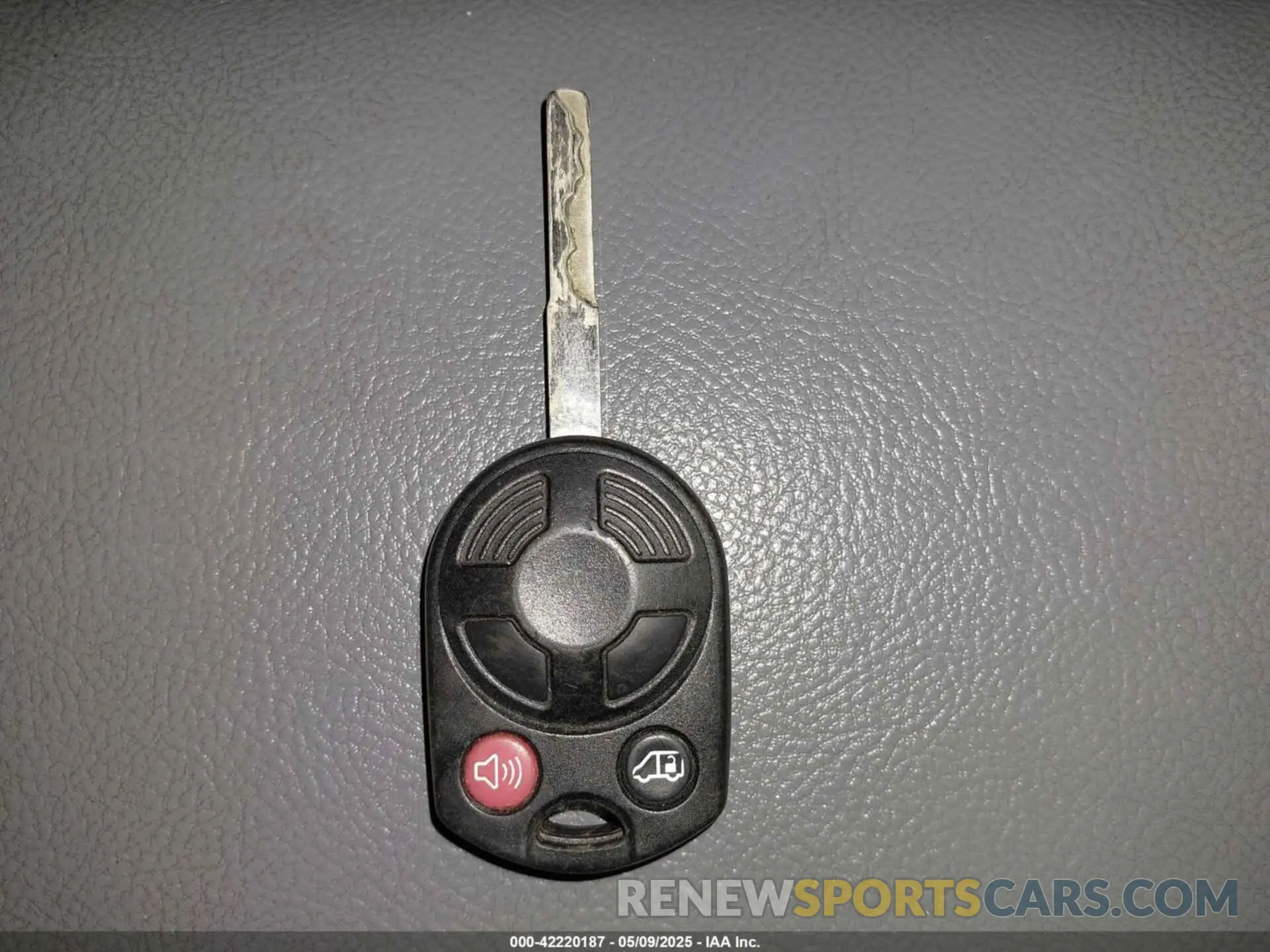 11 Photograph of a damaged car 1FBAX2CM7KKA64803 FORD TRANSIT-350 2019