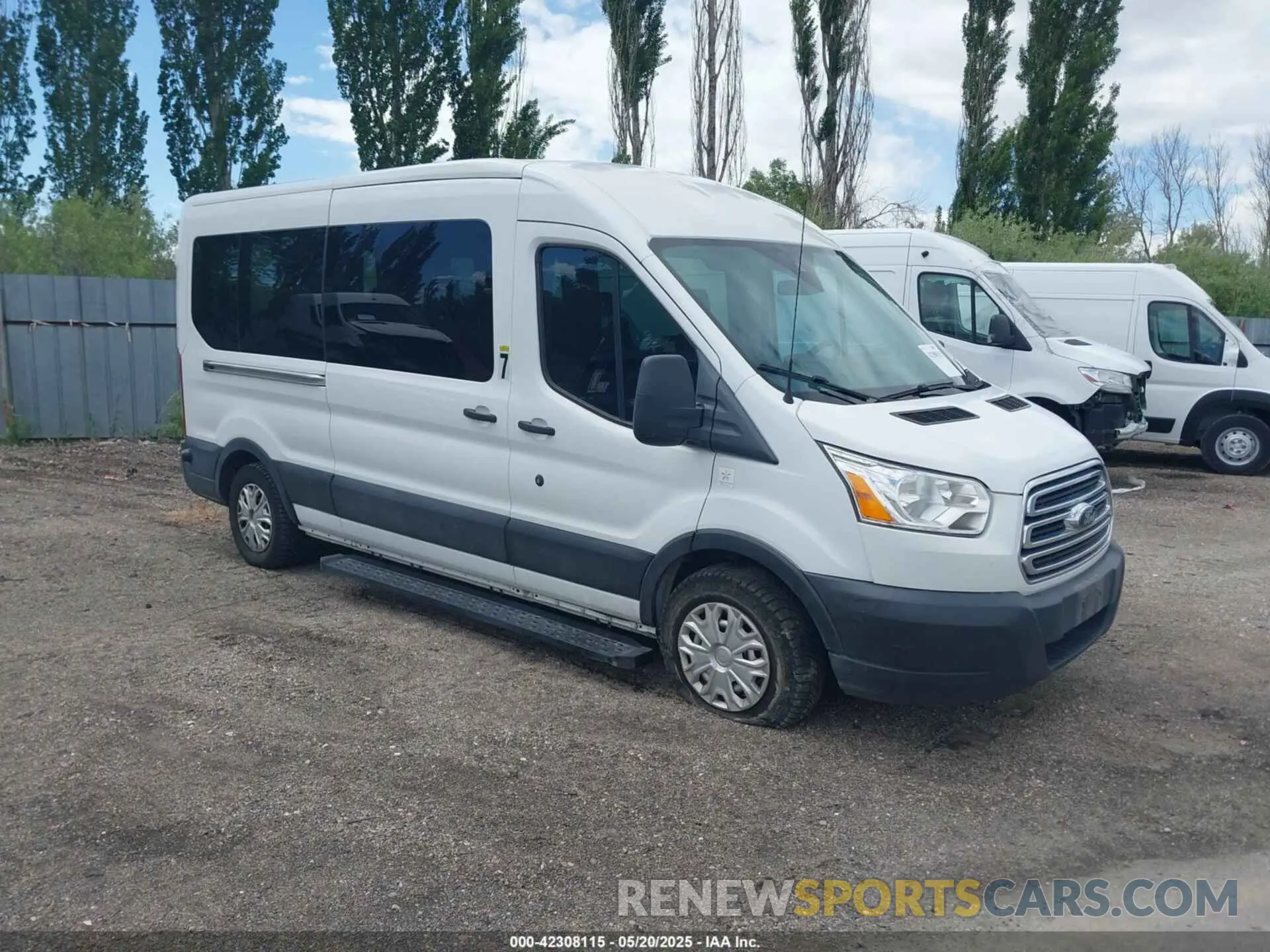 1 Photograph of a damaged car 1FBAX2CM9KKA36176 FORD TRANSIT-350 2019