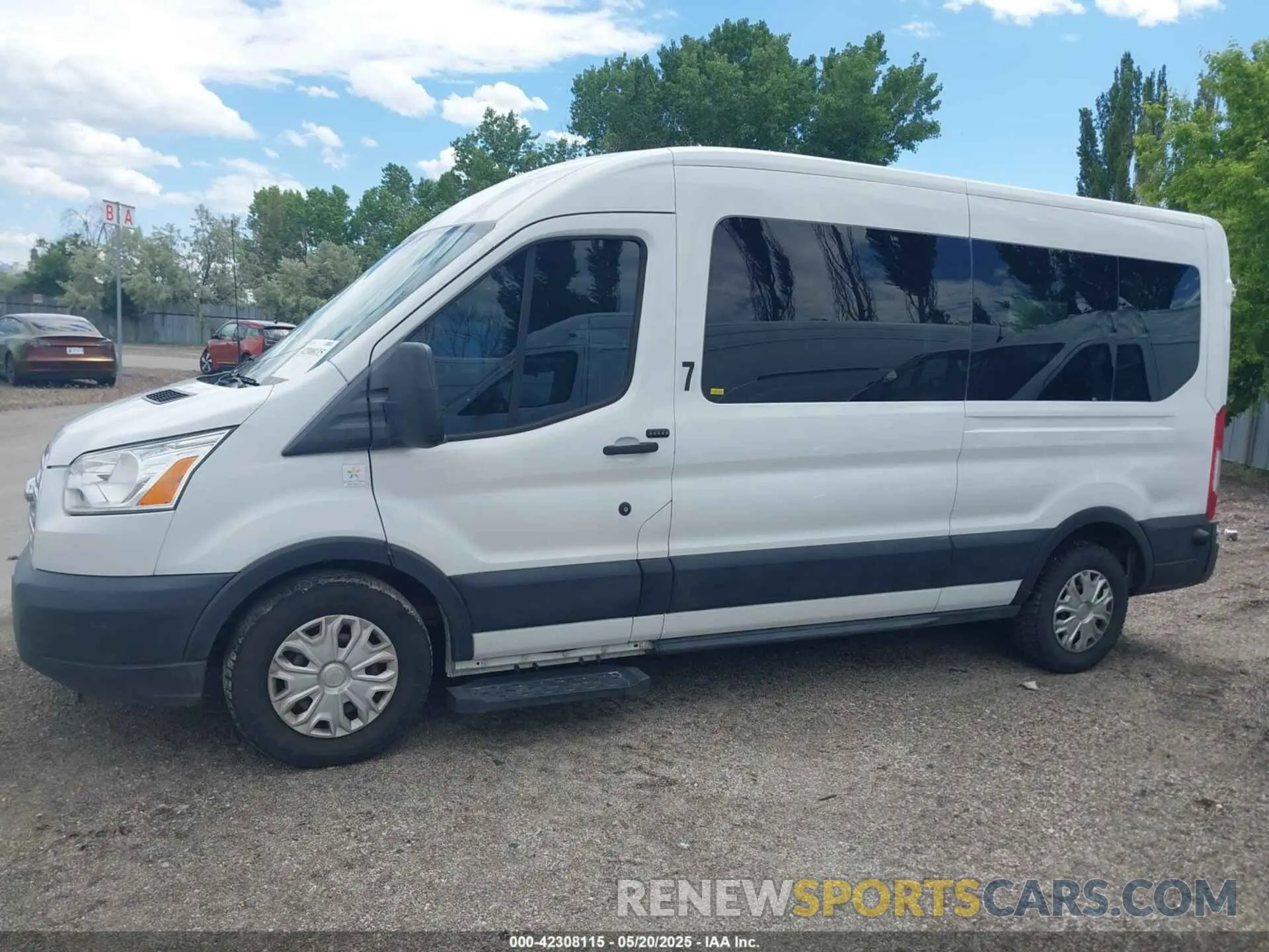 14 Photograph of a damaged car 1FBAX2CM9KKA36176 FORD TRANSIT-350 2019