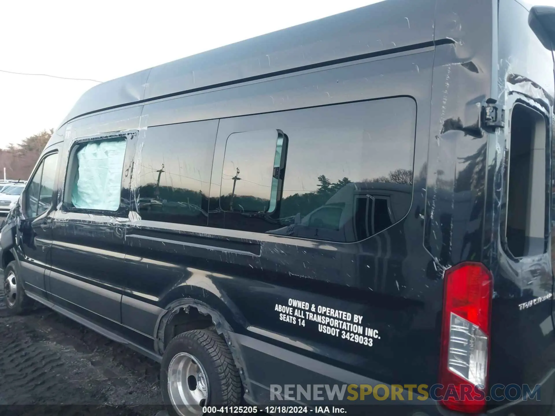 11 Photograph of a damaged car 1FBVU4XM8KKB66885 FORD TRANSIT-350 2019