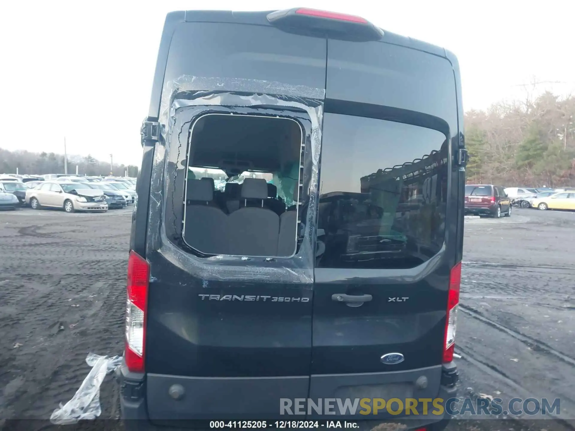 15 Photograph of a damaged car 1FBVU4XM8KKB66885 FORD TRANSIT-350 2019