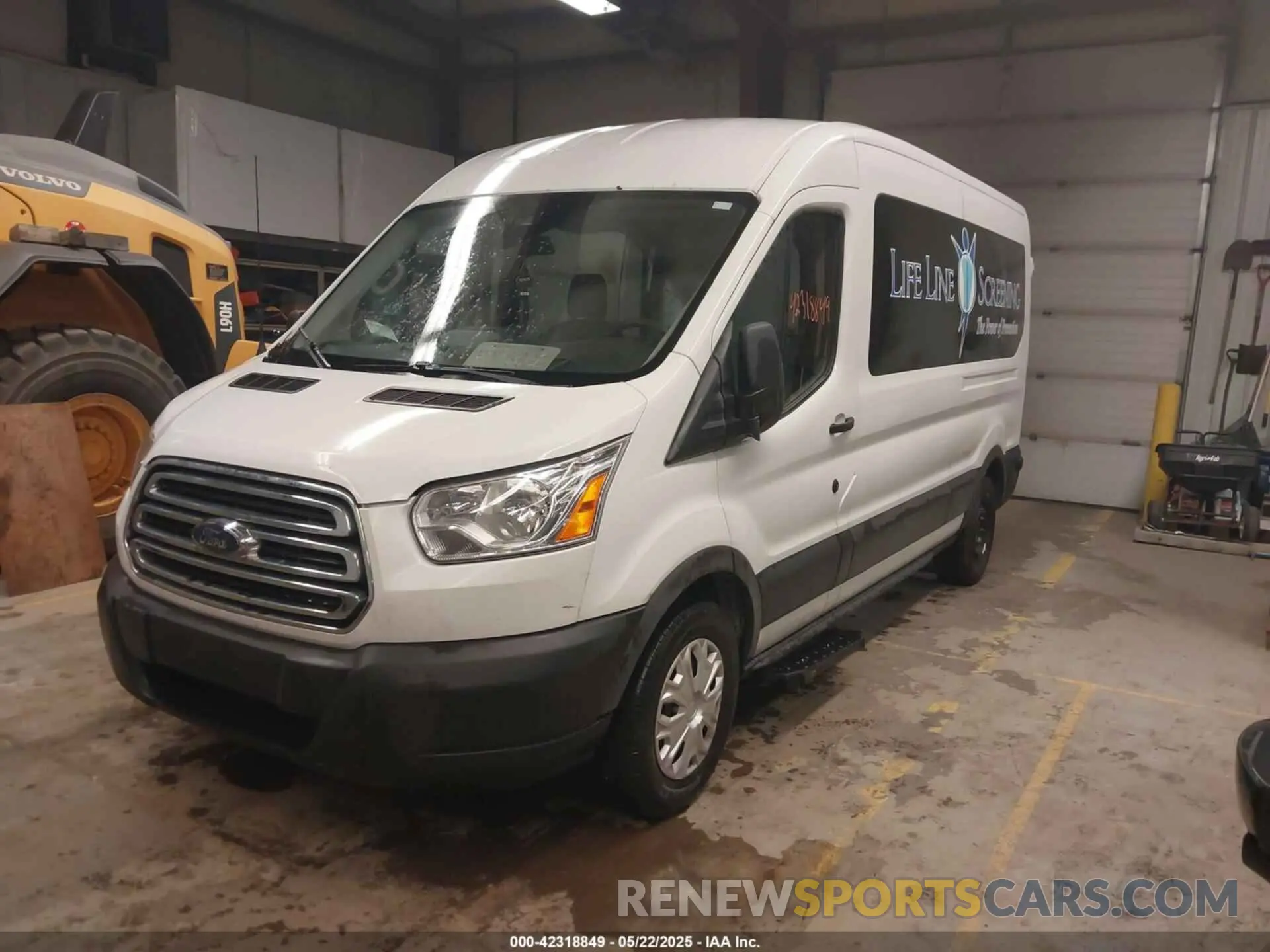 2 Photograph of a damaged car 1FBZX2CG1KKA20728 FORD TRANSIT-350 2019