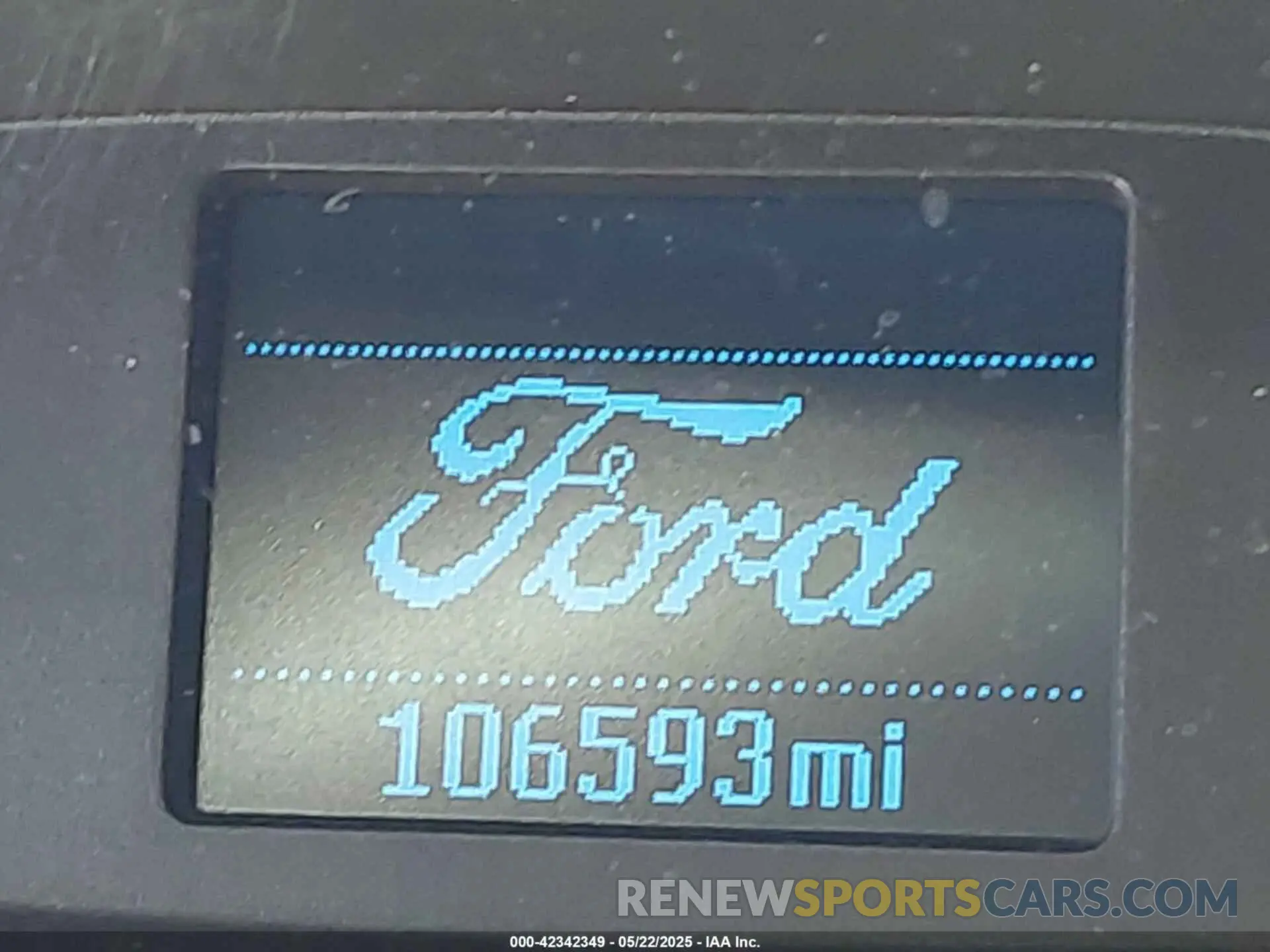 16 Photograph of a damaged car 1FBZX2YM2KKA61349 FORD TRANSIT-350 2019