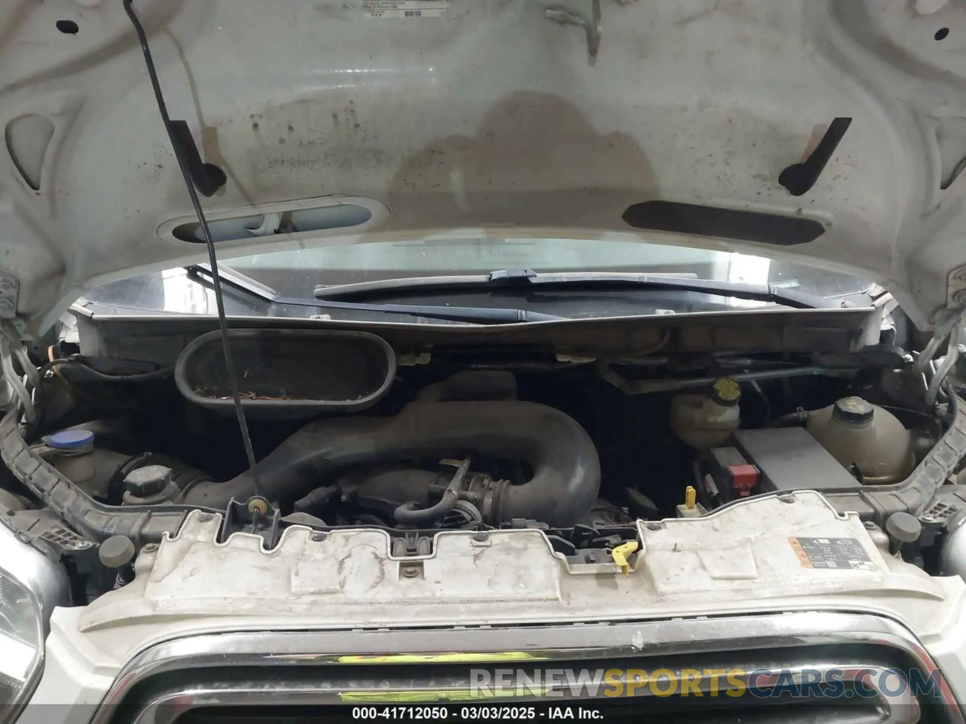 10 Photograph of a damaged car 1FBZX2YM6KKA75786 FORD TRANSIT-350 2019