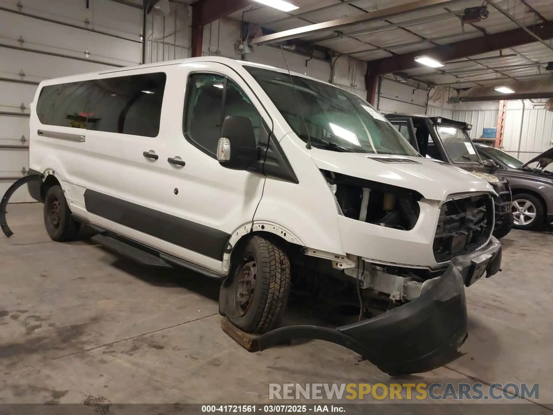 1 Photograph of a damaged car 1FBZX2YM7KKA22871 FORD TRANSIT-350 2019
